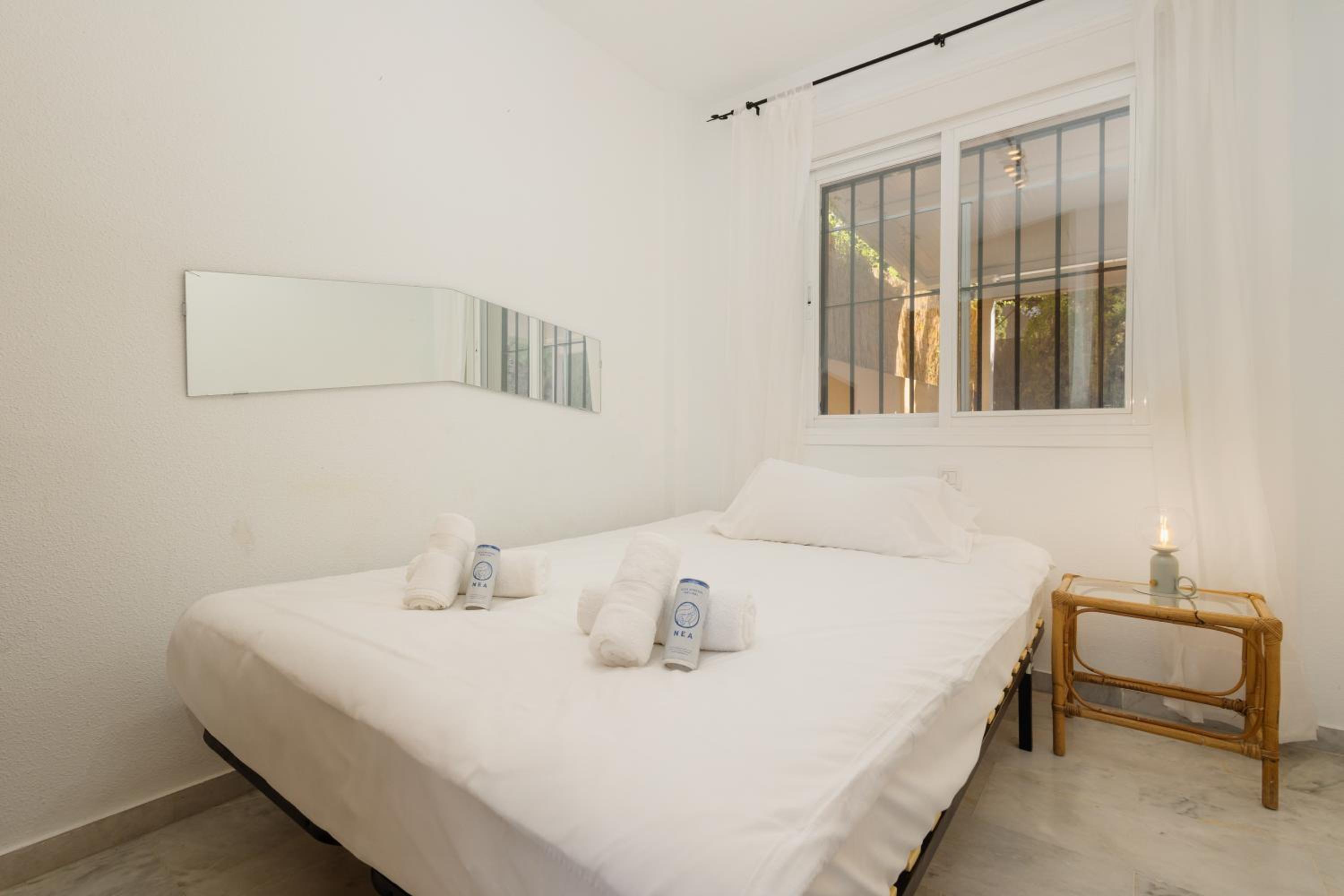Marbella Vacations - Beautiful townhouse walking distance to the beach in Costabella, Marbella - Property Image 32
