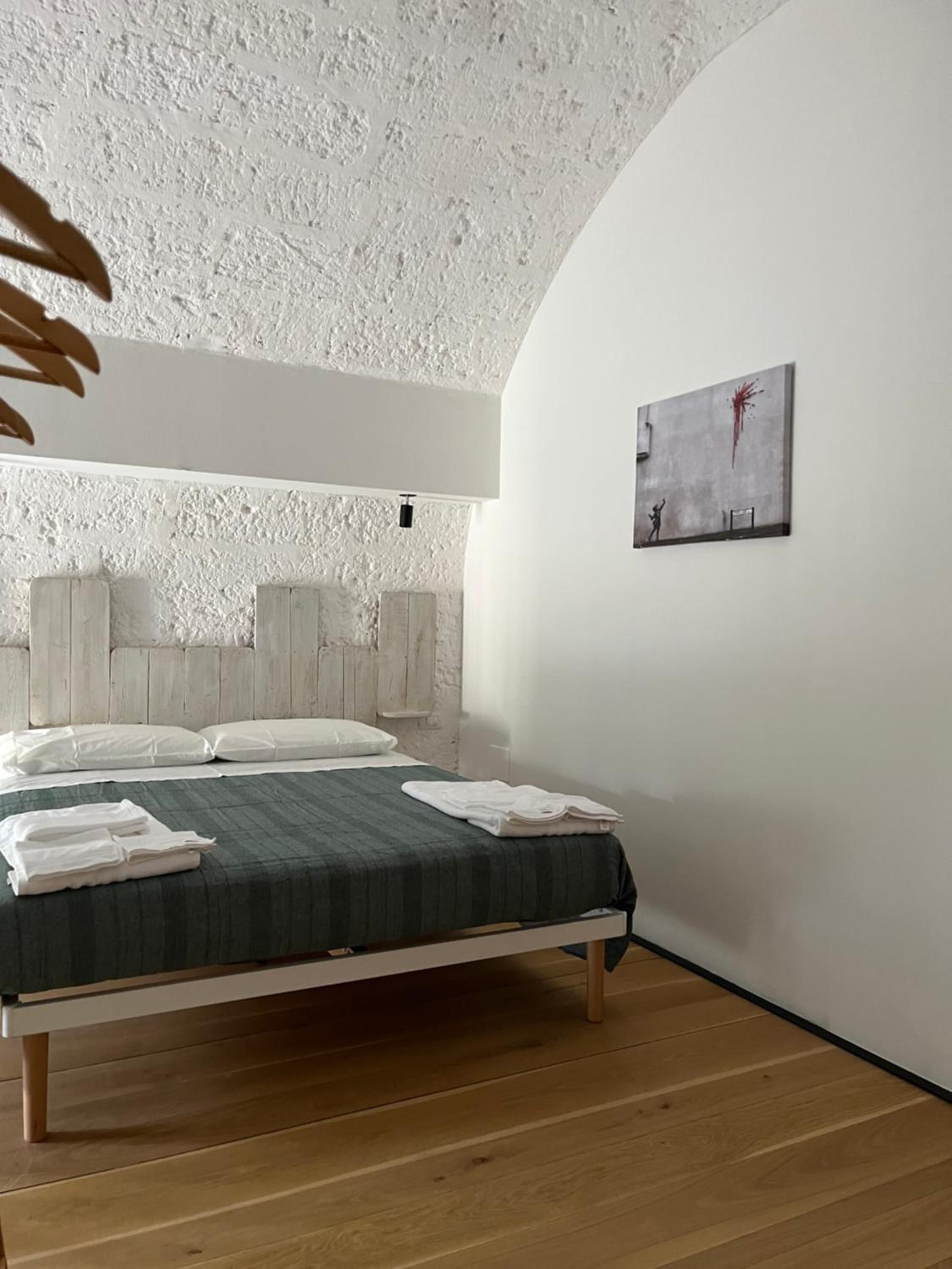 Villa Bruni/Casina view 3