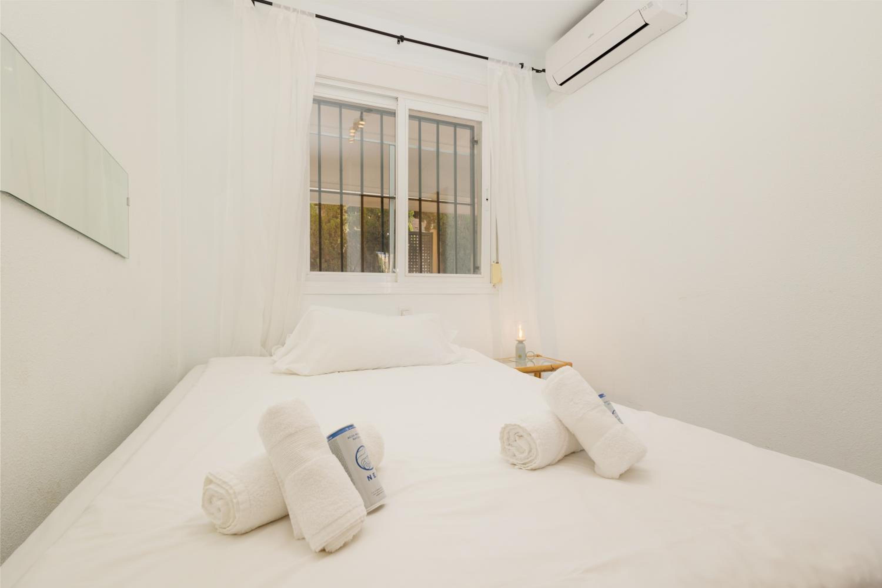 Marbella Vacations - Beautiful townhouse walking distance to the beach in Costabella, Marbella - Property Image 16