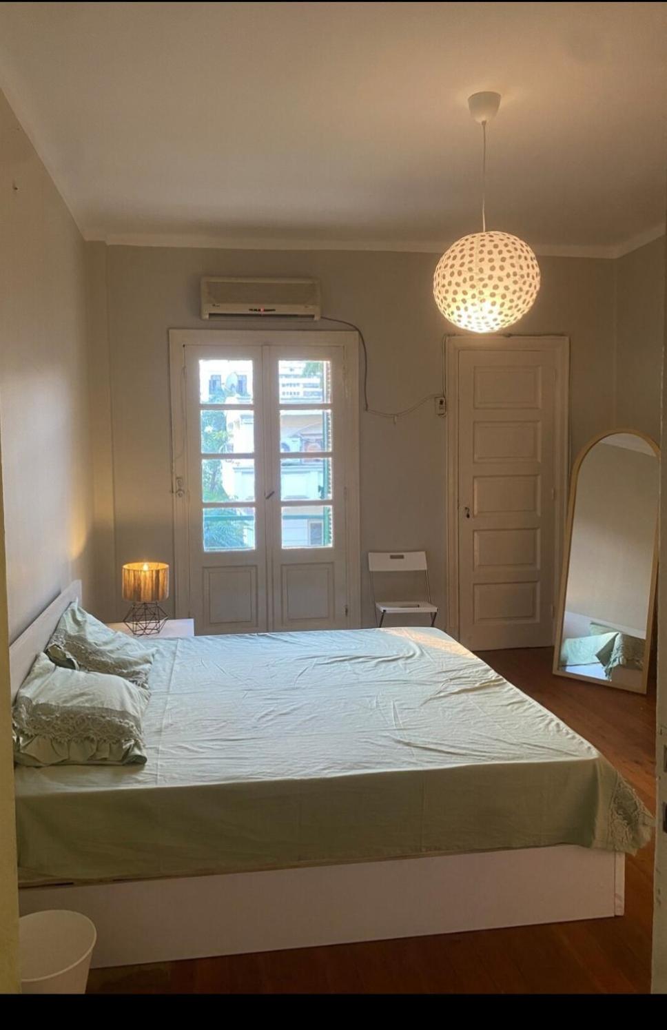 2B apartment with great location & beautiful view