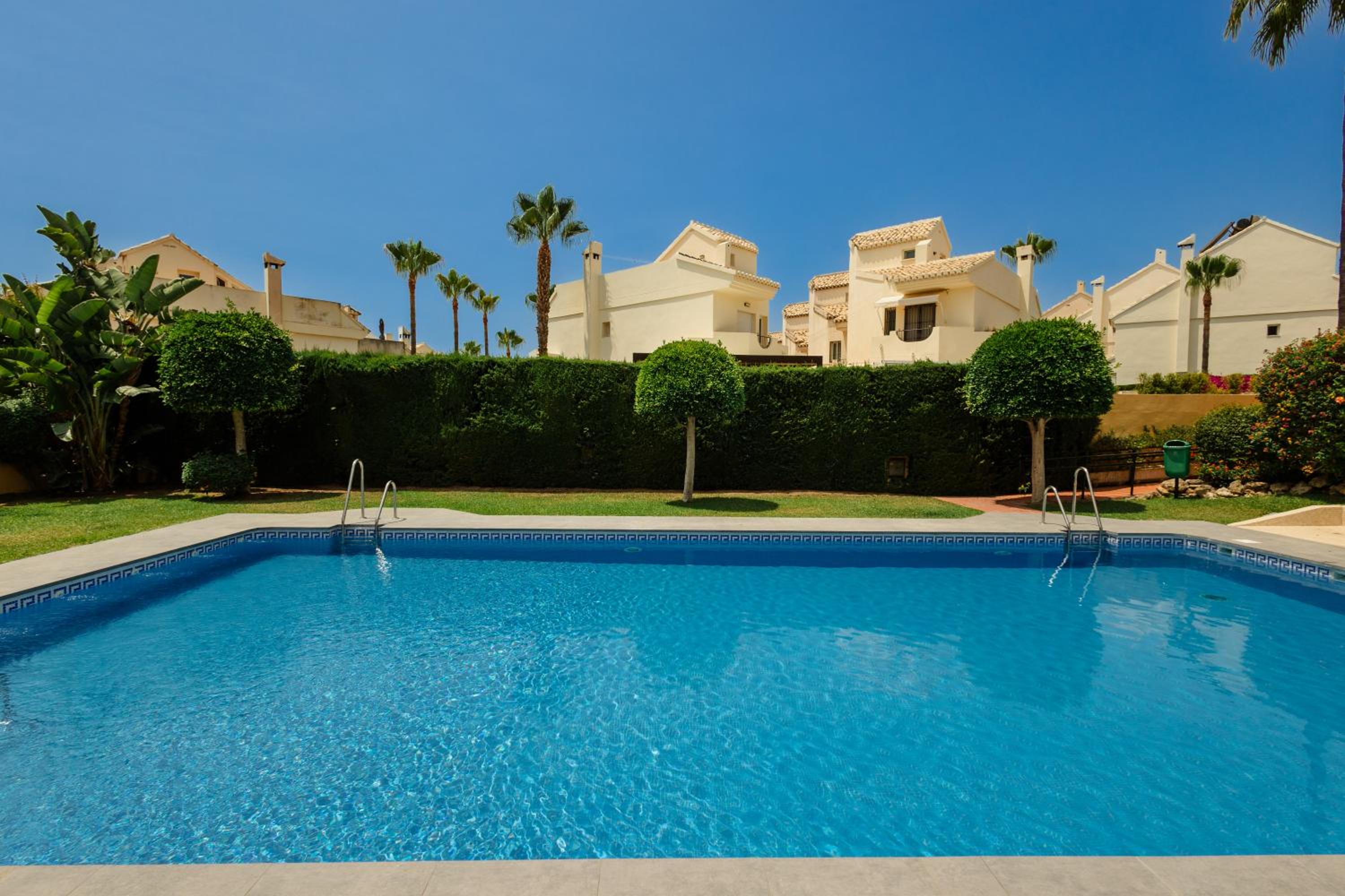 Marbella Vacations - Beautiful townhouse walking distance to the beach in Costabella, Marbella - Property Image 22