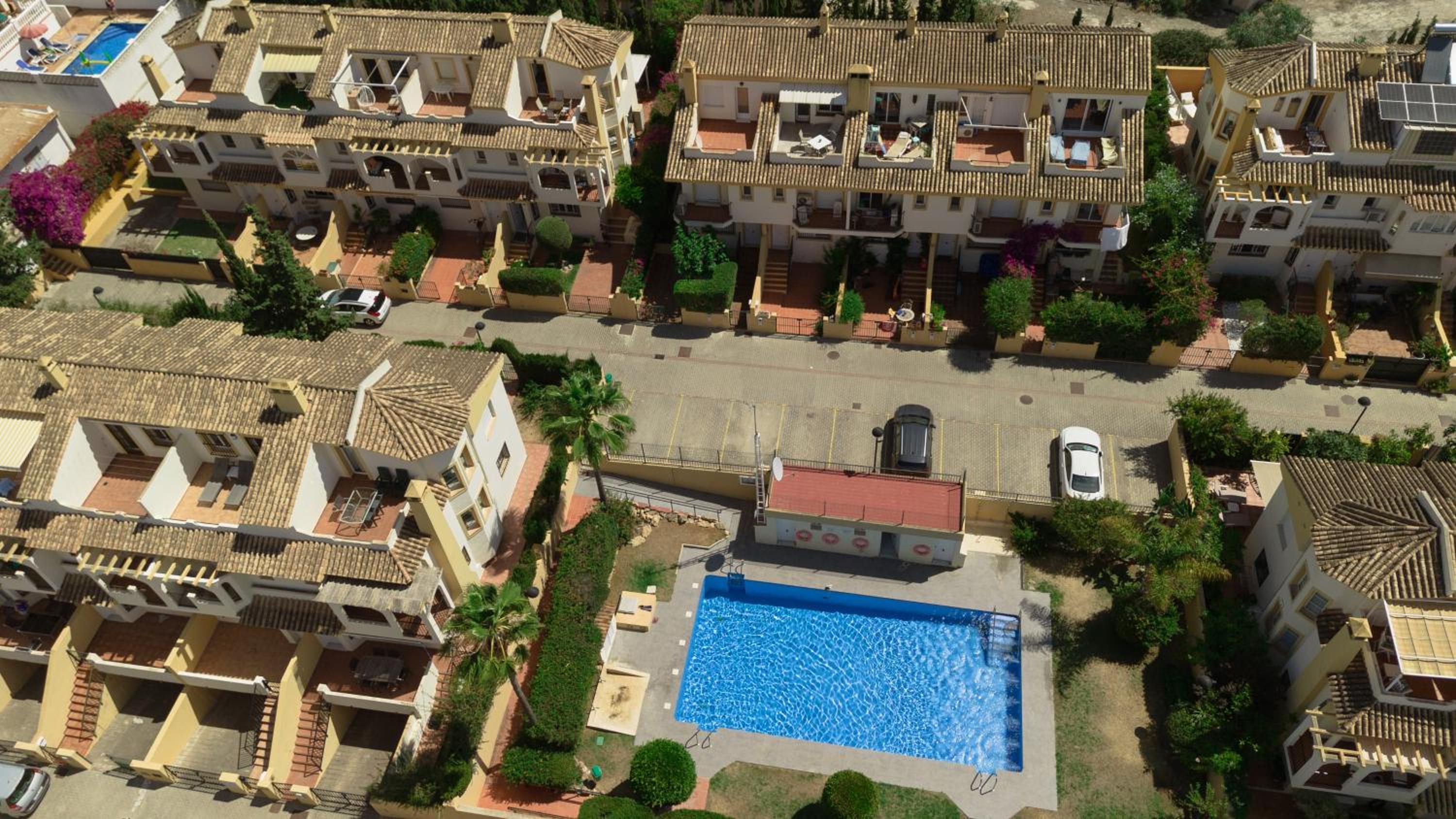 Marbella Vacations - Beautiful townhouse walking distance to the beach in Costabella, Marbella - Property Image 24