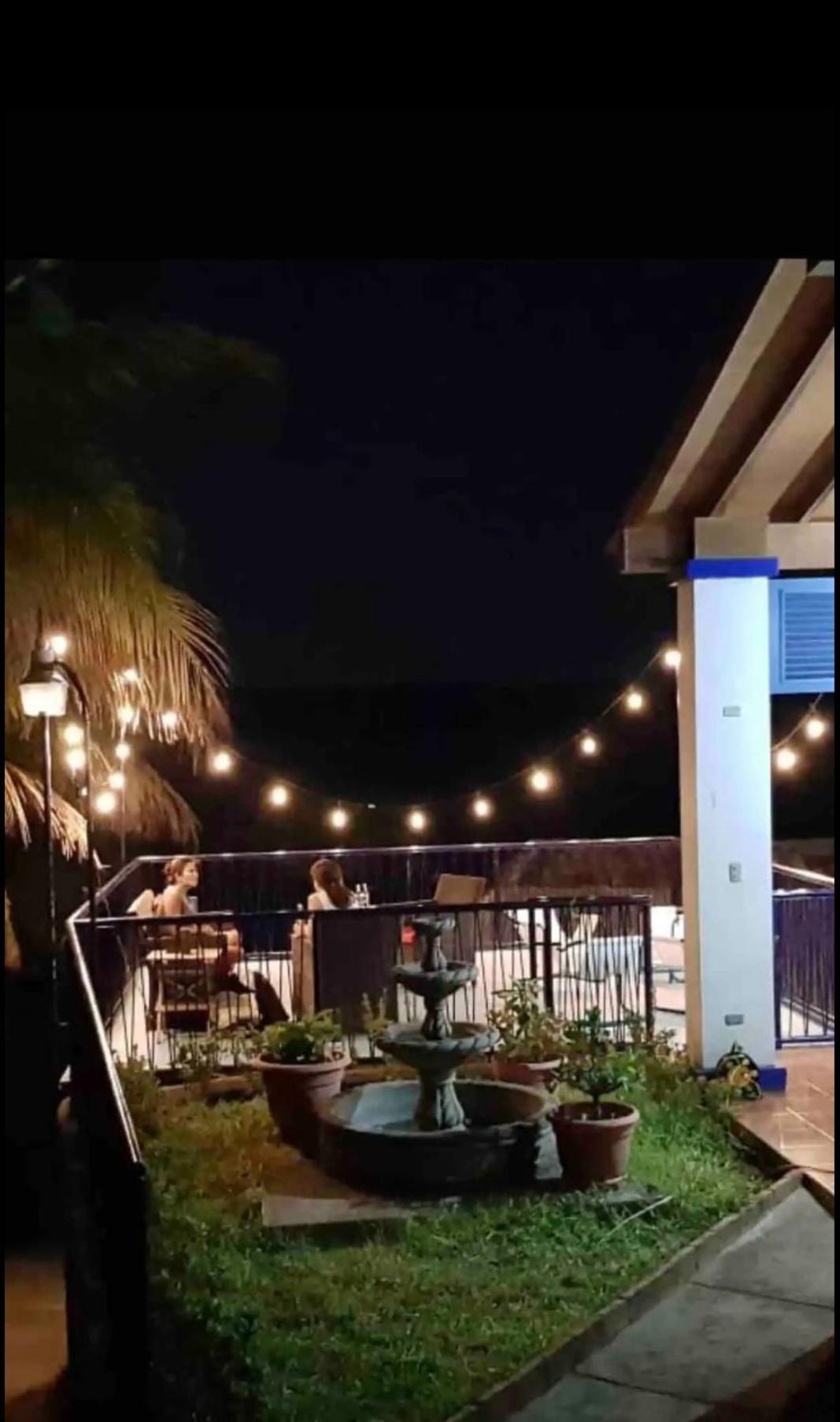 Villa La Giralda - Lakefront - Pool - Relaxation Haven view 2