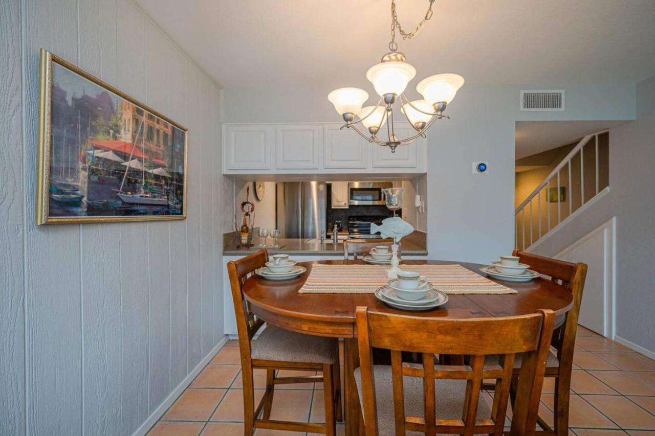 Seaside Cottage 3 bedrooms Private Waterfront Pier view 5