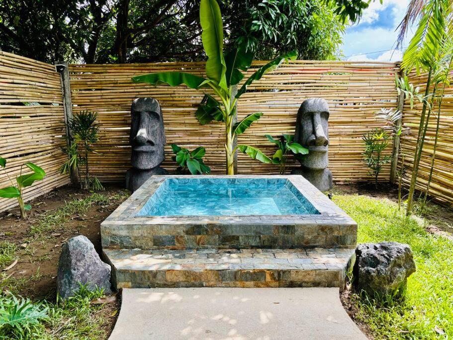 Turquoise Tide Villa with beach style Pool & Jacuzzi view 5