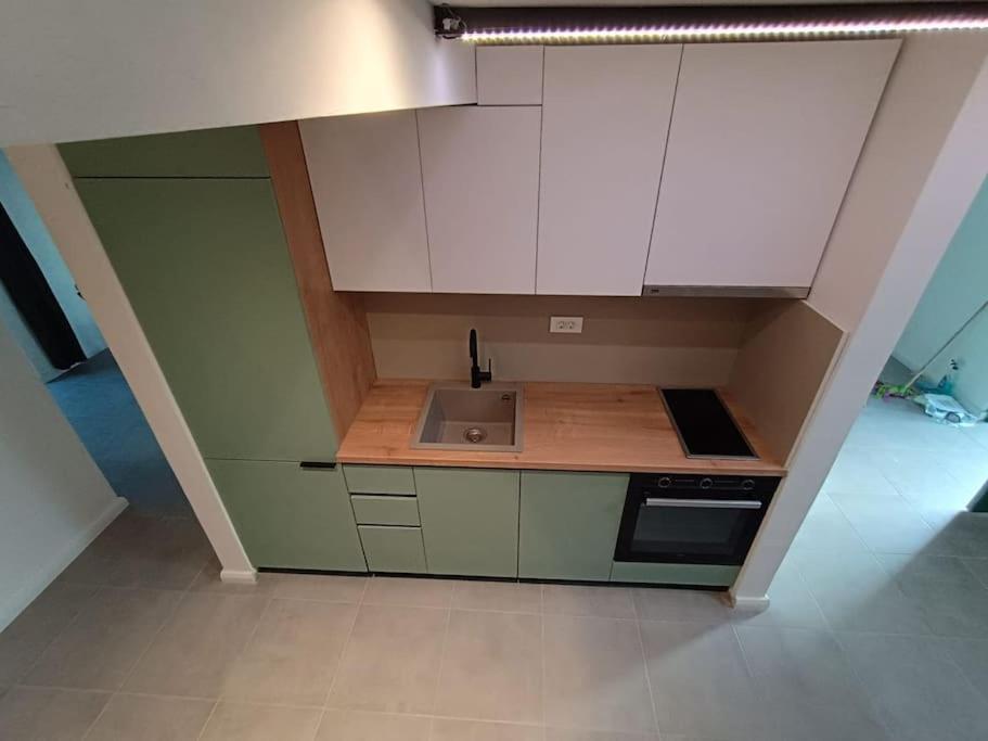 Calm apartment in Lepetane view 2