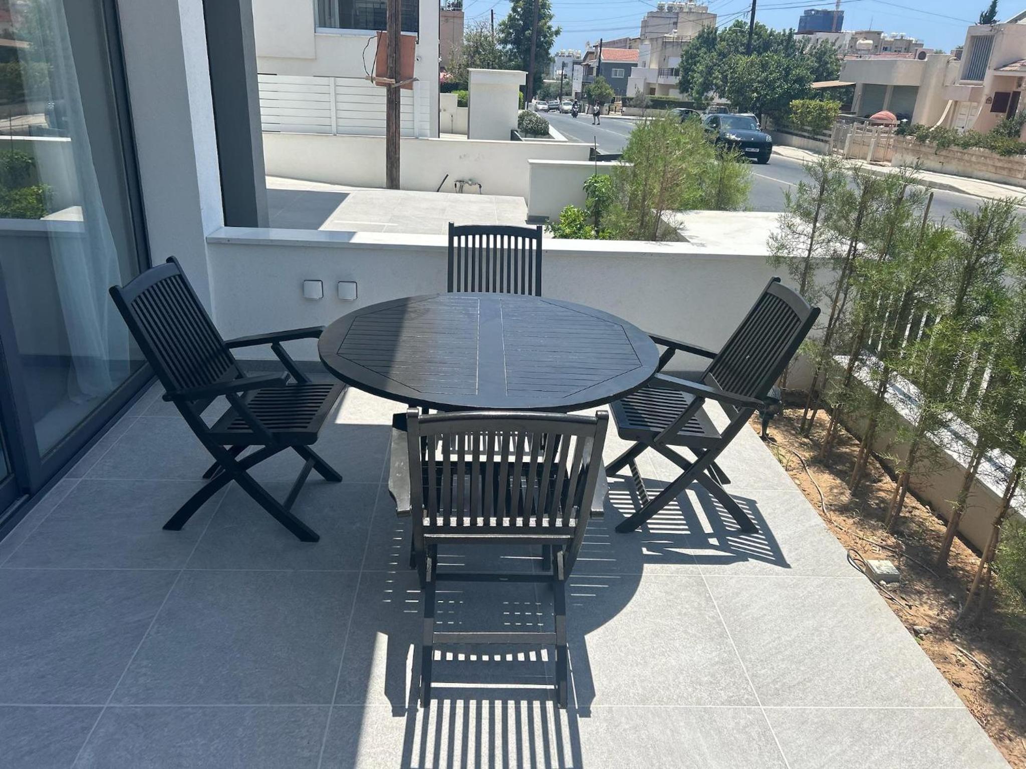 Limassol Urban Beach Retreat- 500m from the beach