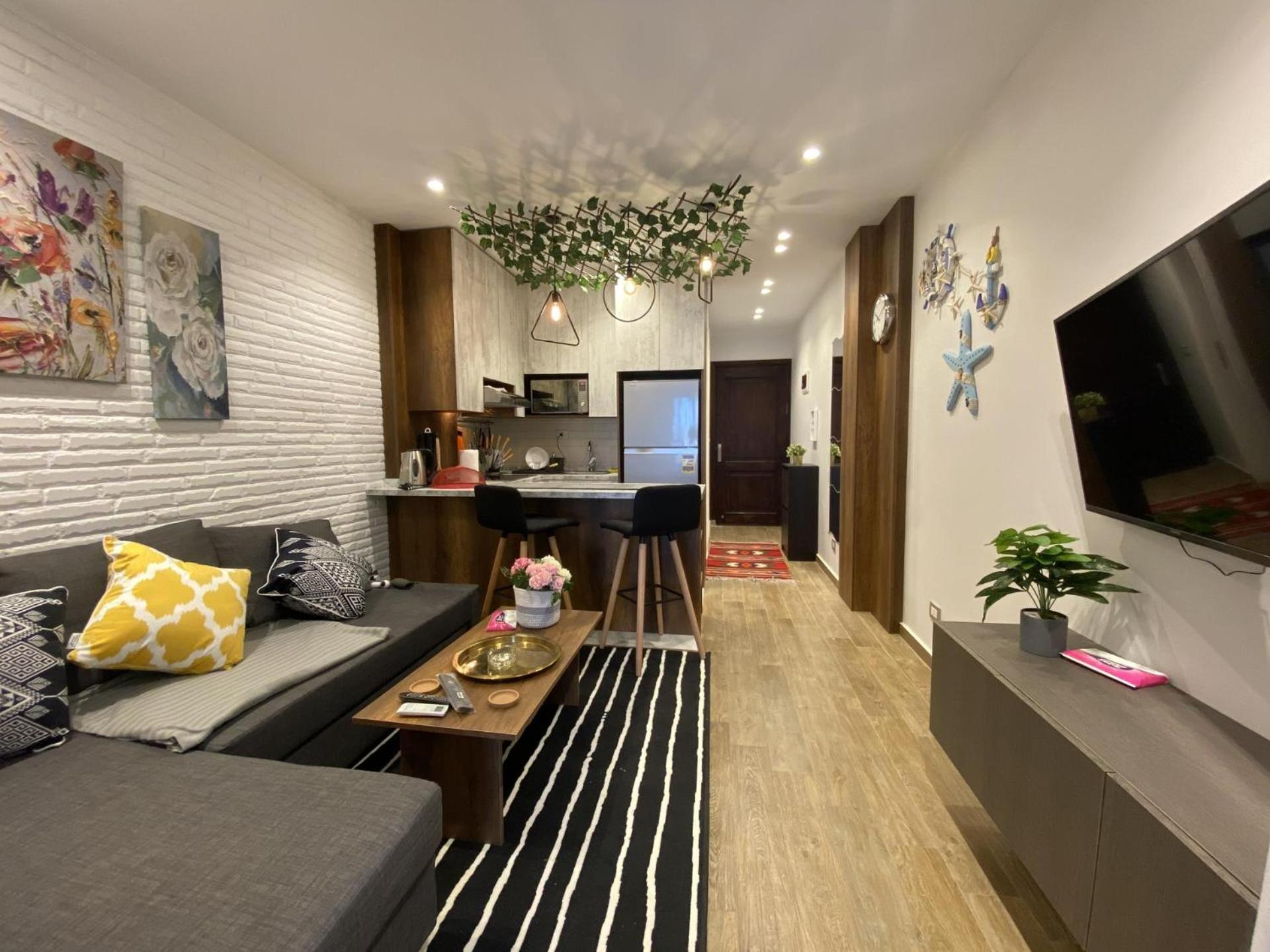 Rove Porto Golf Marina