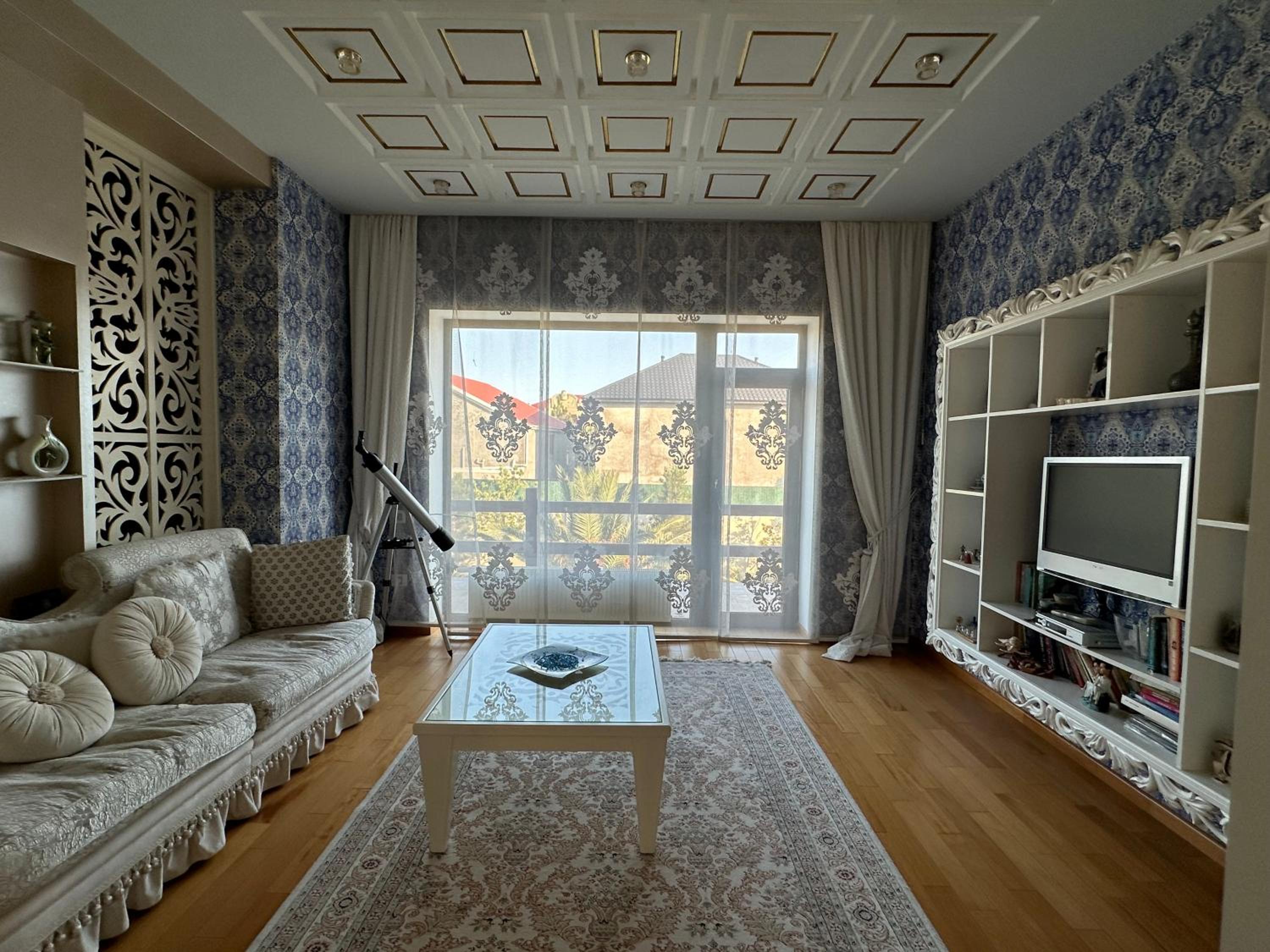 Mardakan White Villa