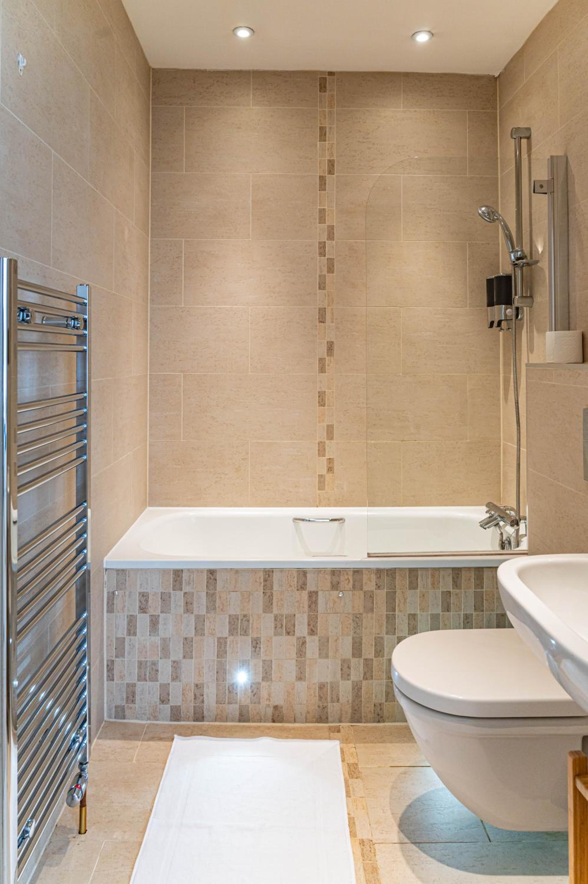 Premium 3BR-3BA in Prestigious Bloomsbury