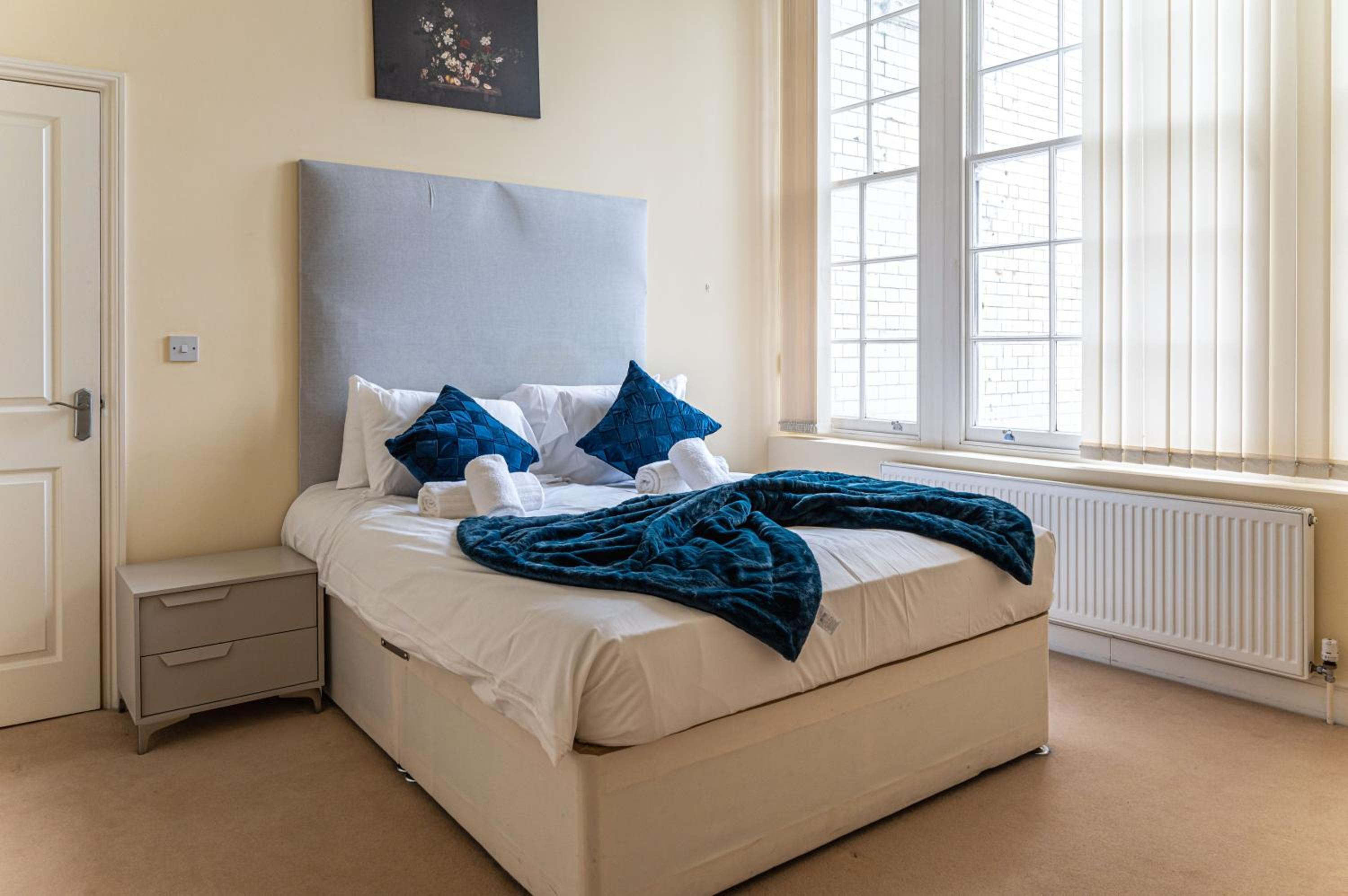 Premium 3BR-3BA in Prestigious Bloomsbury