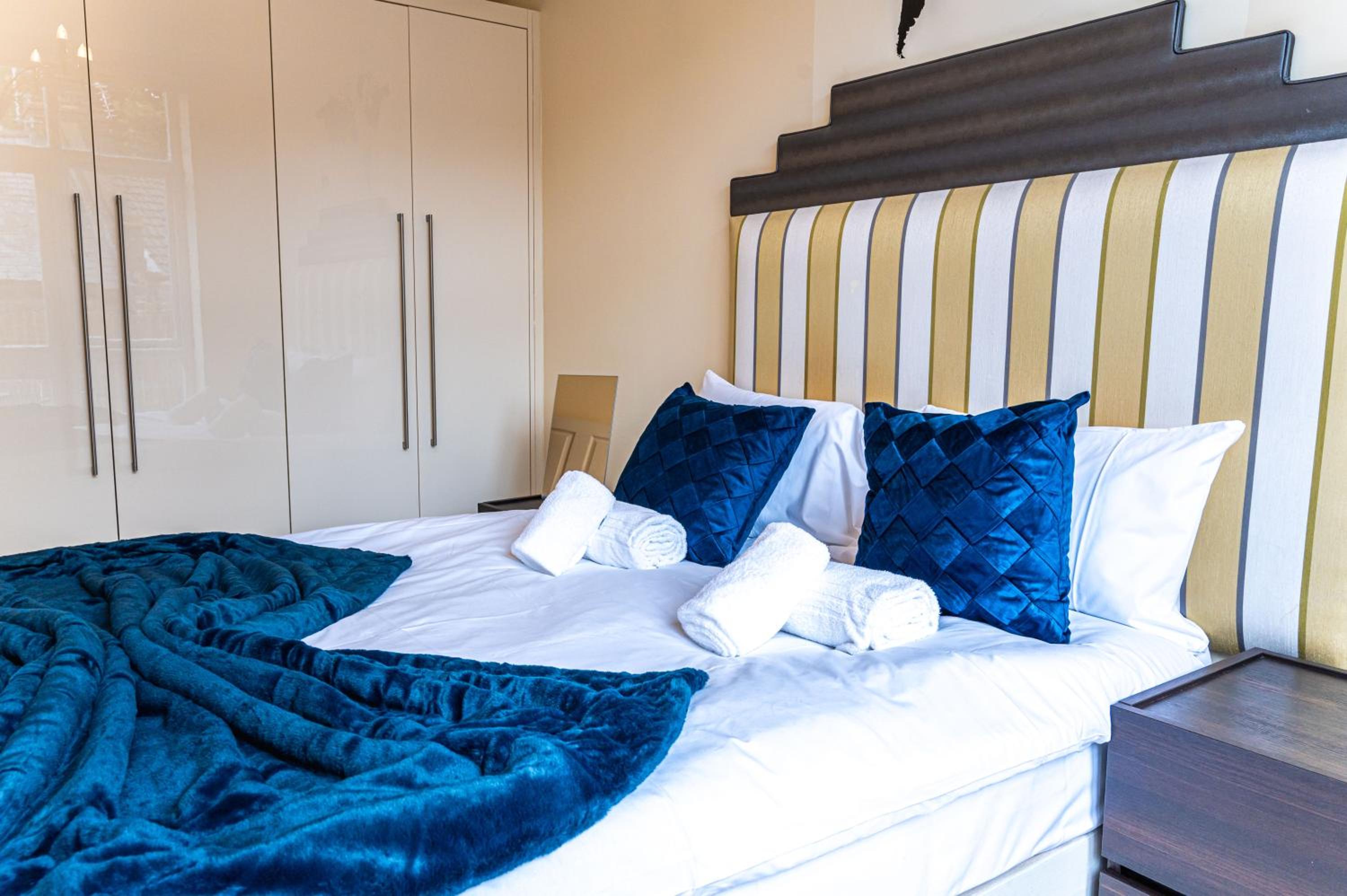 Premium 3BR-3BA in Prestigious Bloomsbury