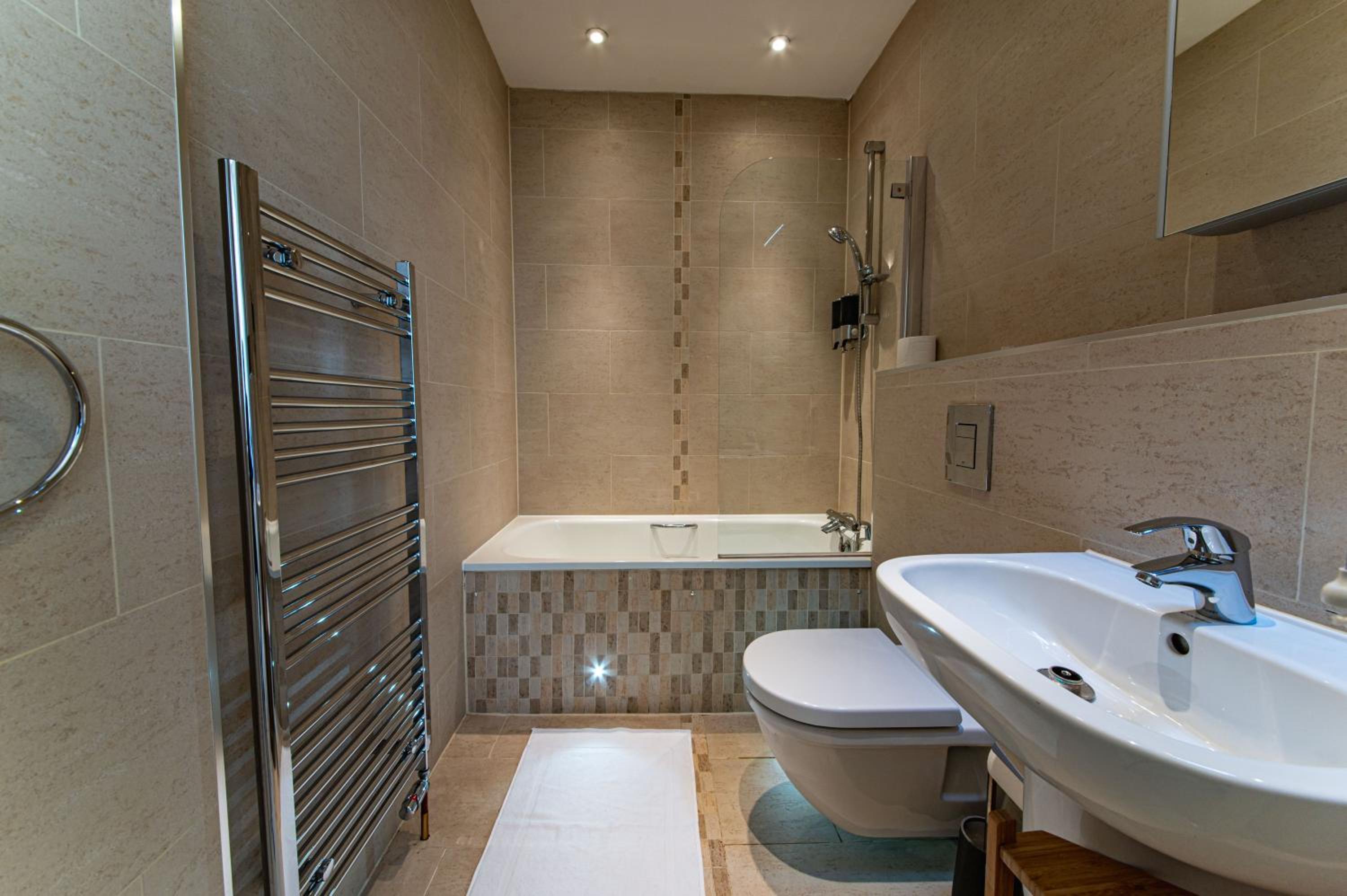Premium 3BR-3BA in Prestigious Bloomsbury