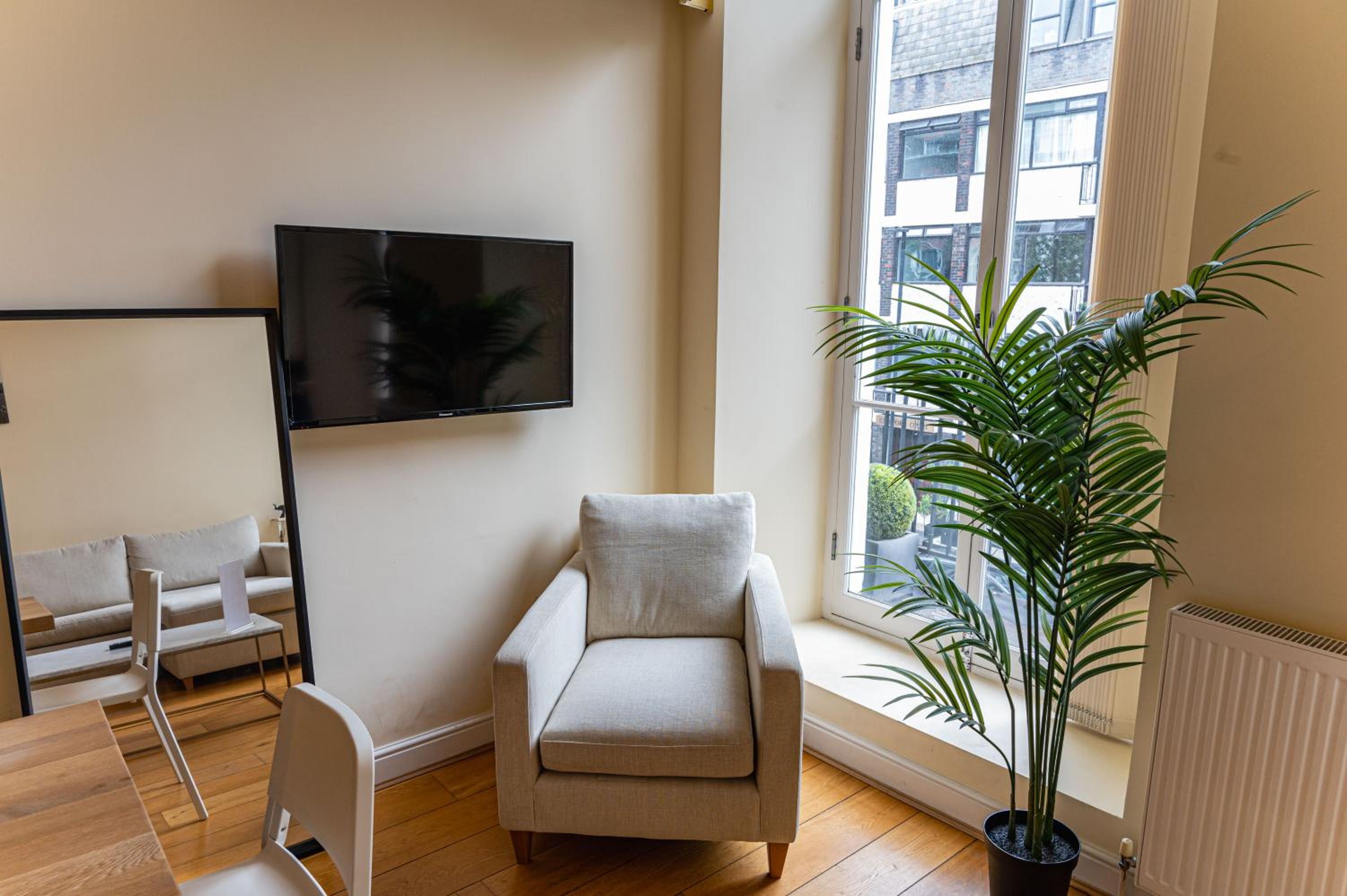 Premium 3BR-3BA in Prestigious Bloomsbury