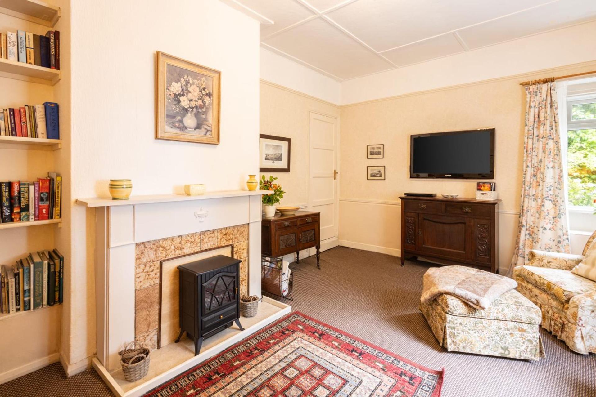 Host & Stay - Summerhill Court Lodges view 3