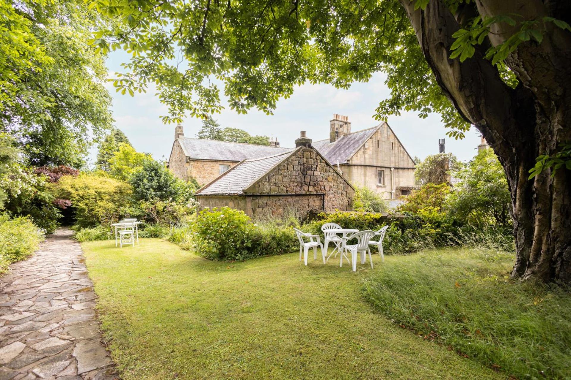 Host & Stay - Summerhill Court Lodges view 5