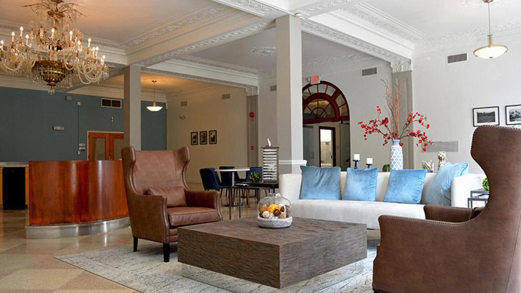 Landing at 275 on the Park - Senate - 1 Bedroom in De Baliviere Place view 5