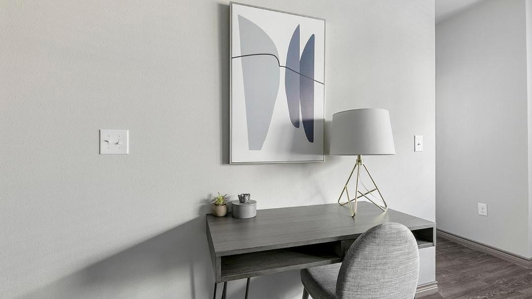 Landing at Bottle House of Main - 2 Bedrooms in Fort Worth