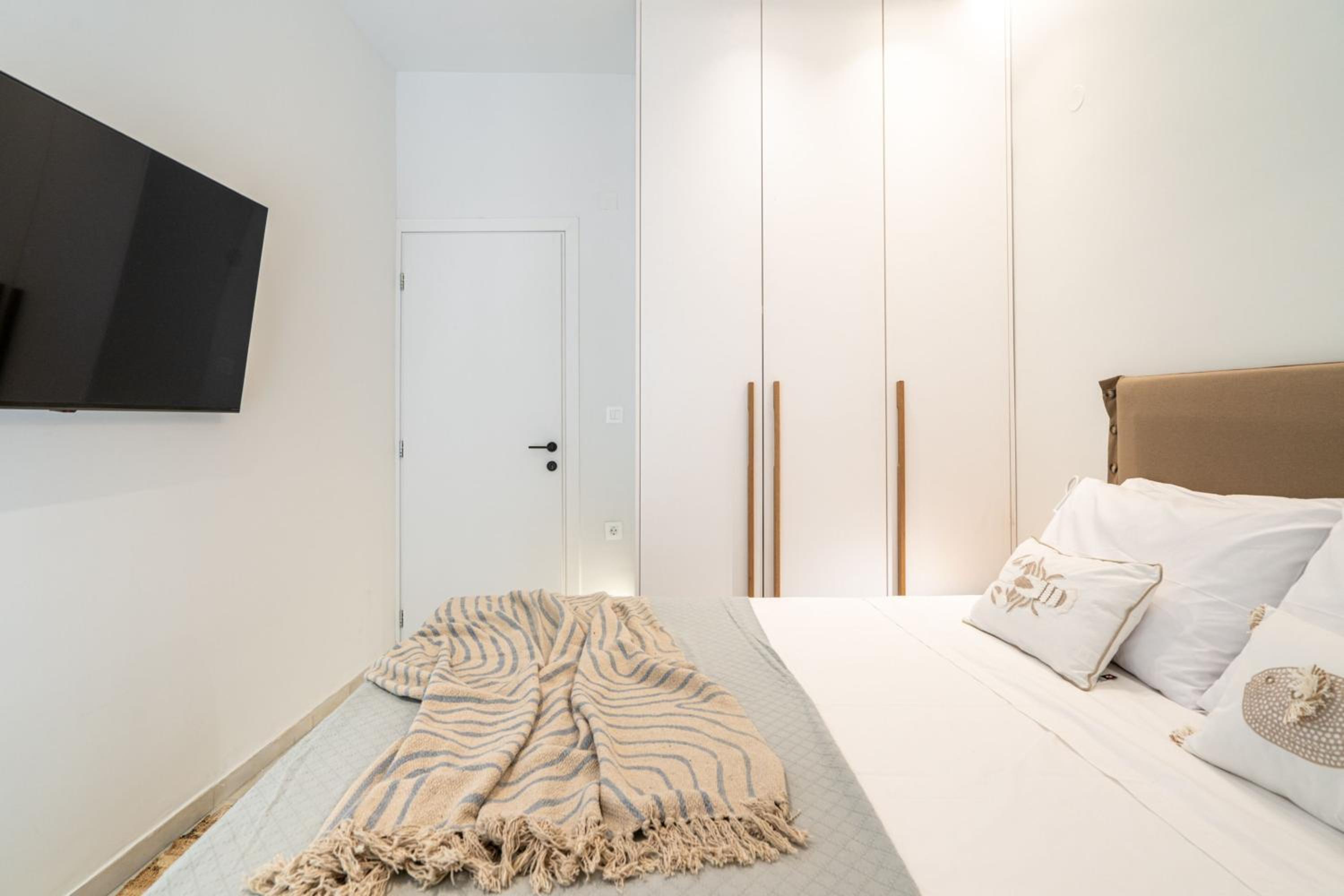 Inia Apartments