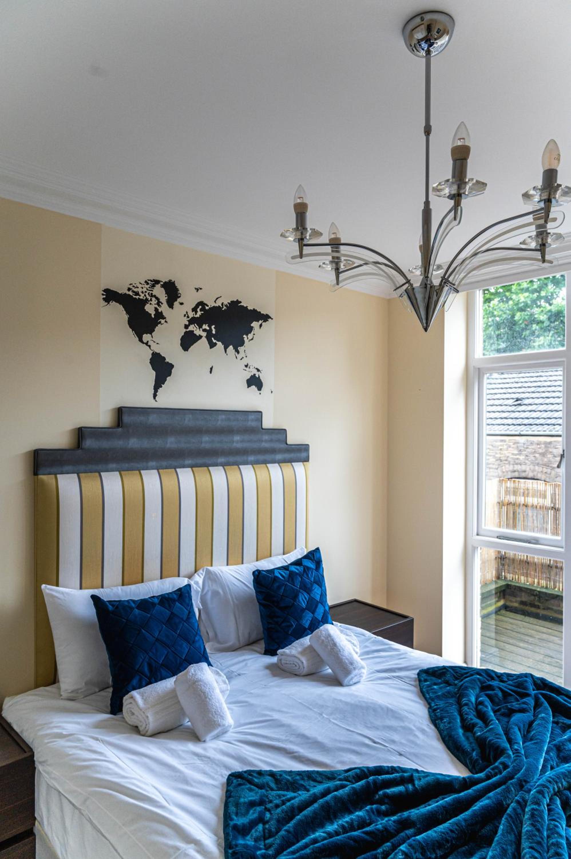 Premium 3BR-3BA in Prestigious Bloomsbury
