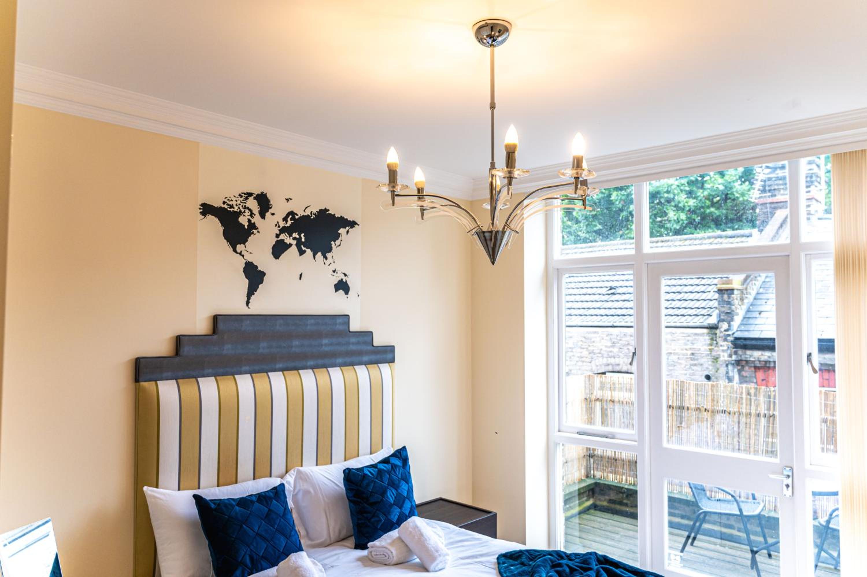 Premium 3BR-3BA in Prestigious Bloomsbury
