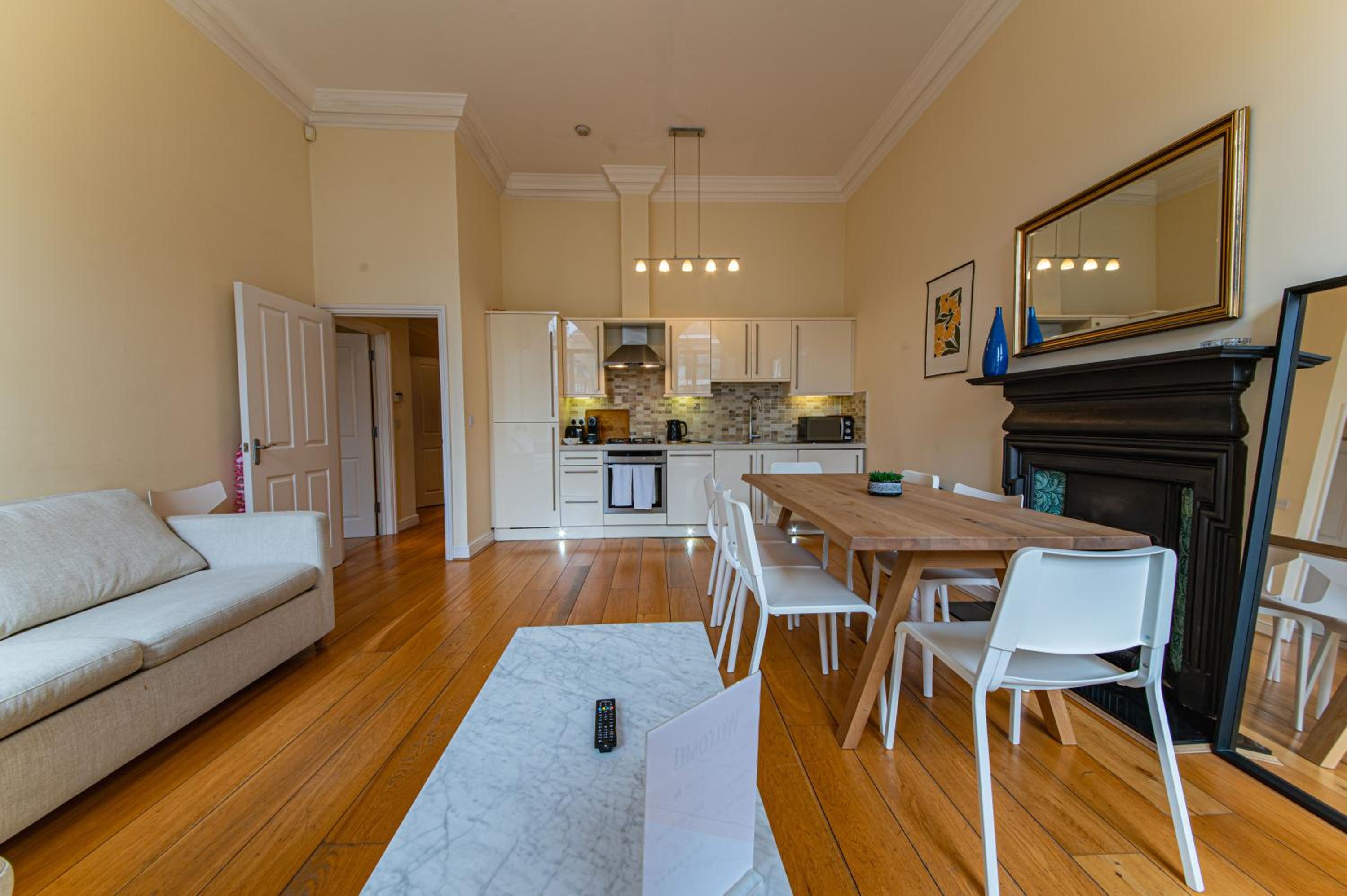 Premium 3BR-3BA in Prestigious Bloomsbury