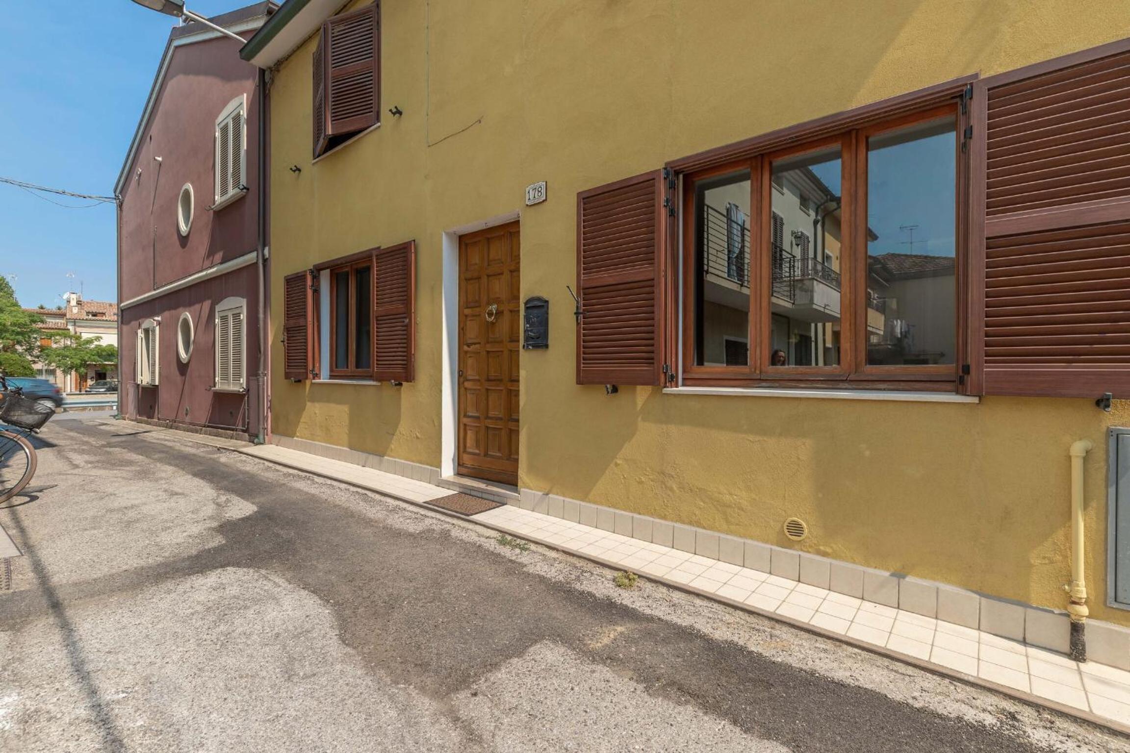 Italian Experience-Casa Del Porto view 3