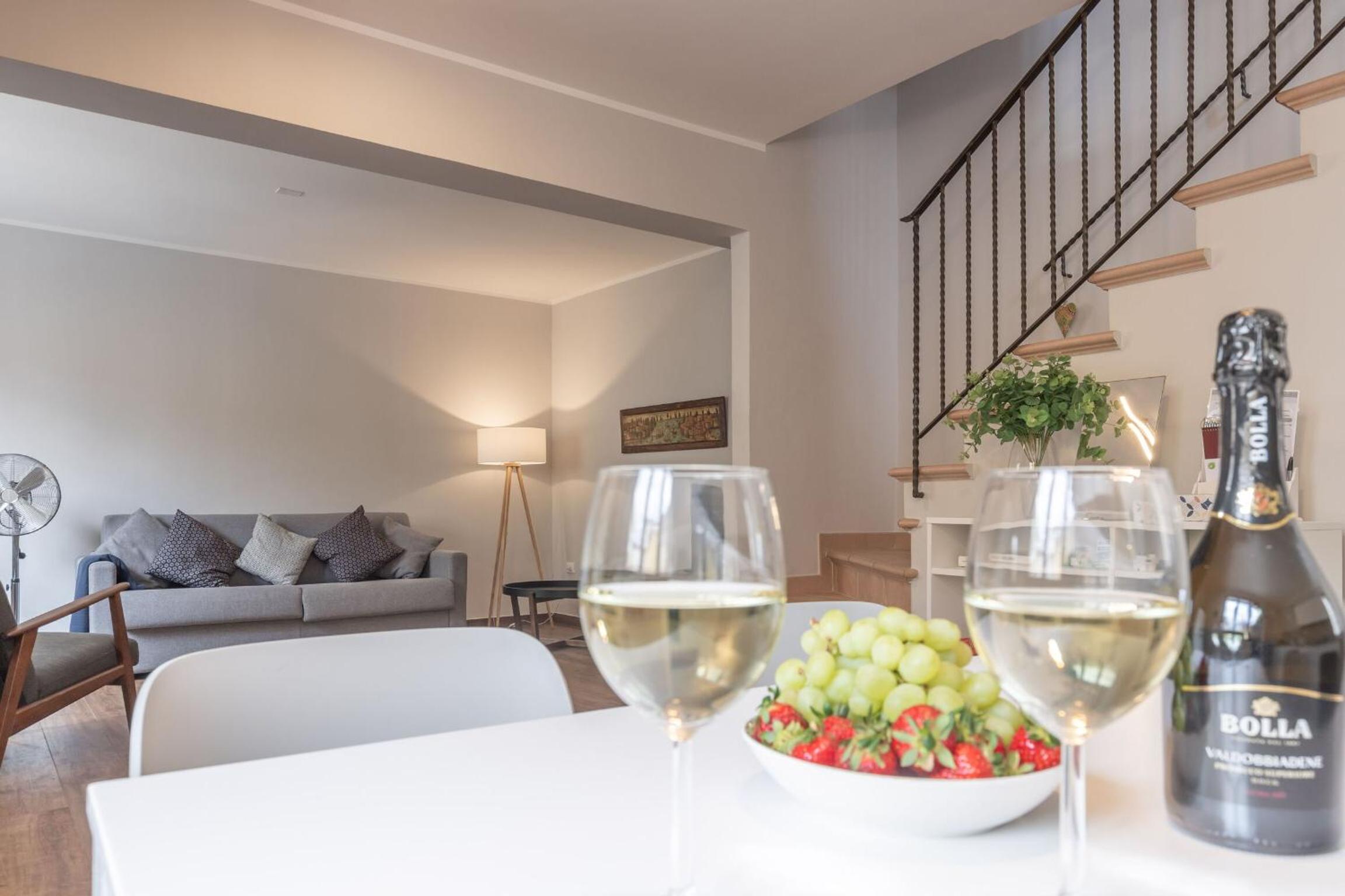 Italian Experience-Casa Del Porto view 5