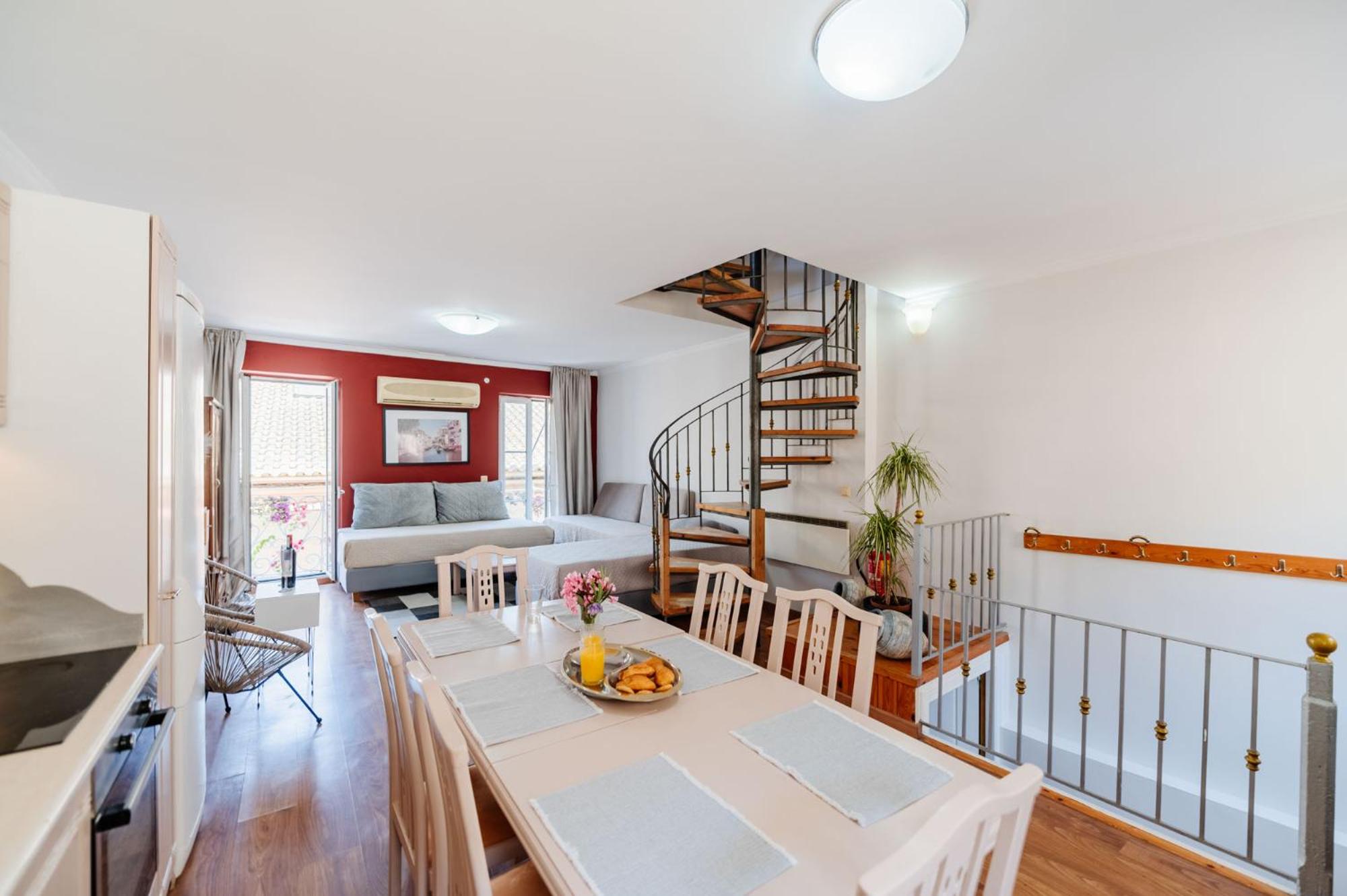 Liston Suites