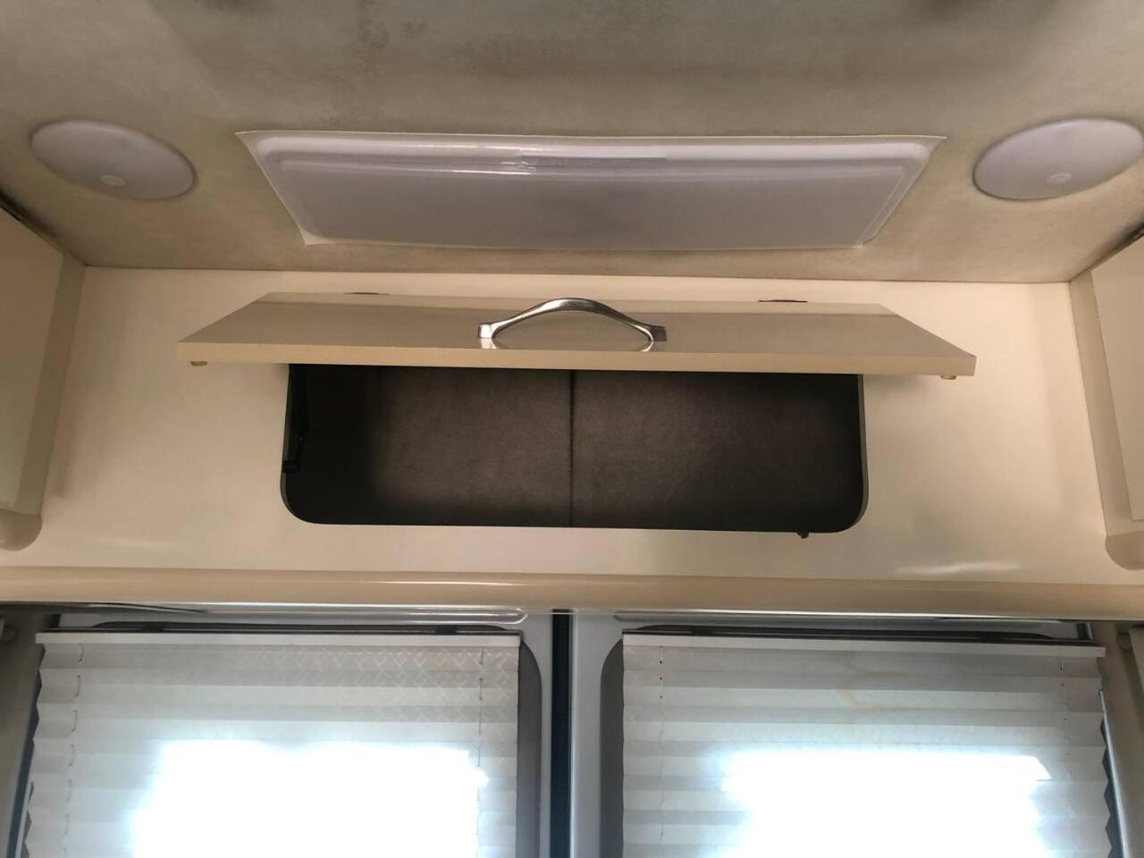 Private and cozy RV with full hookups in a convenient area with direct bus to NYC Manhattan only 2 blocks away