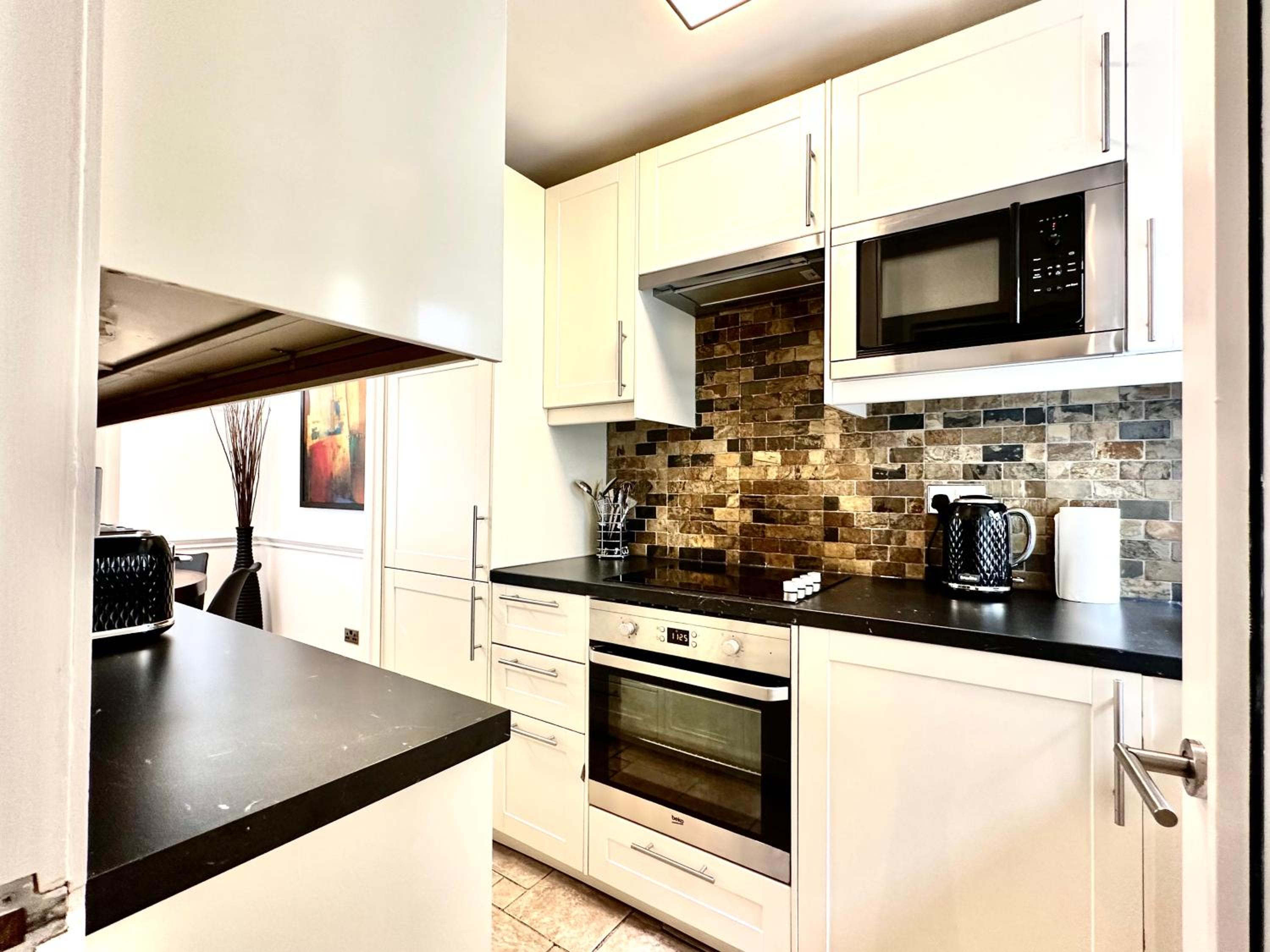 Newly refurbished ,chic, attractive 3 bedroom flat
