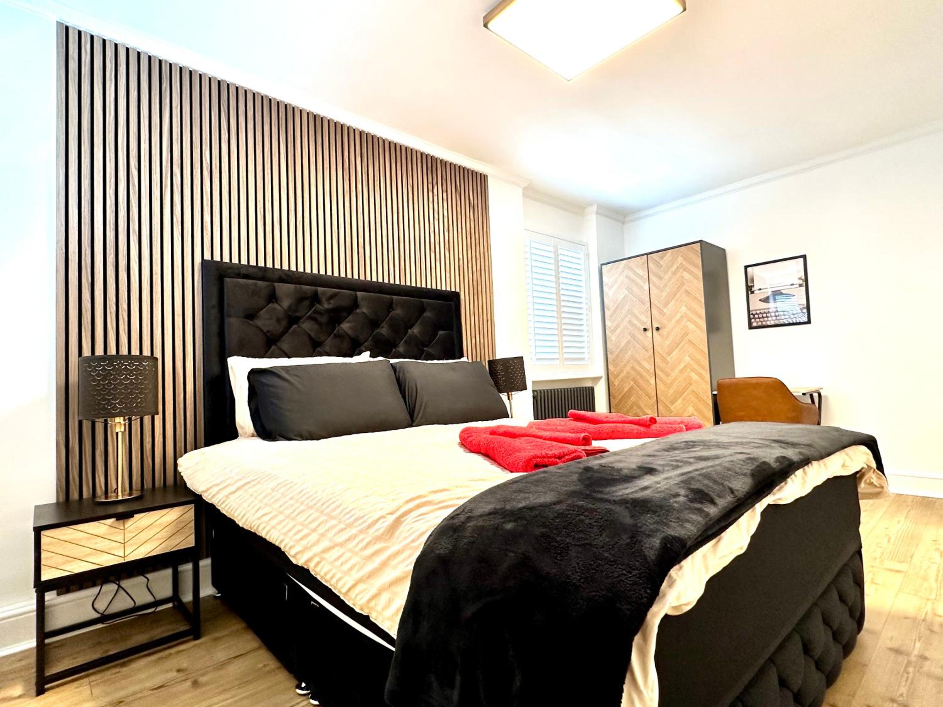 Newly refurbished ,chic, attractive 3 bedroom flat