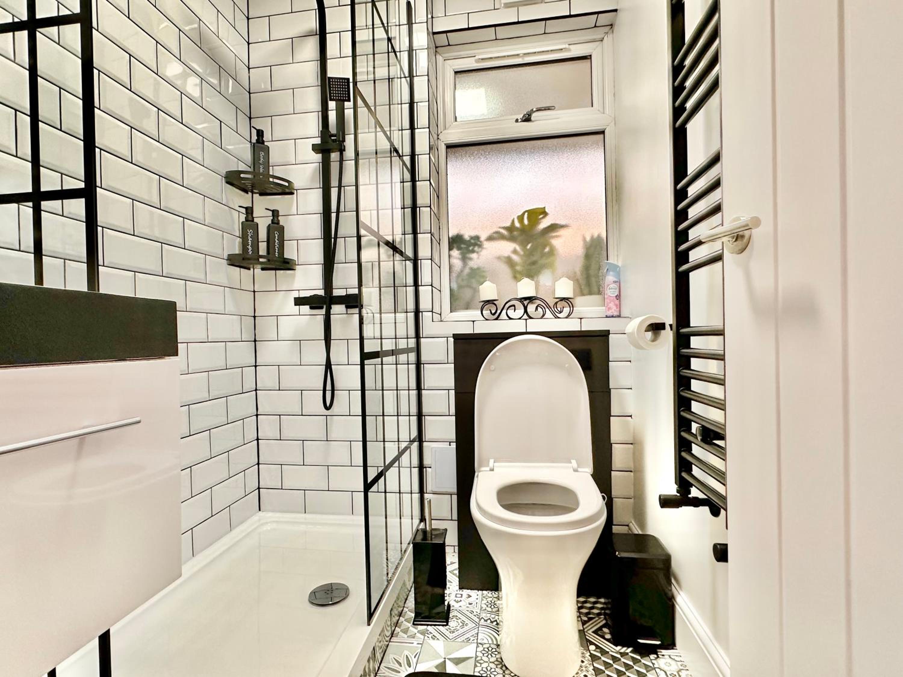 Newly refurbished ,chic, attractive 3 bedroom flat