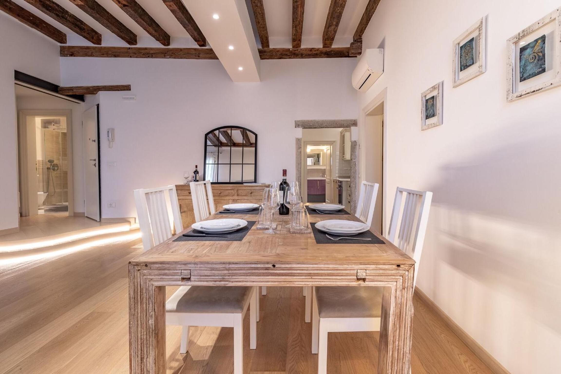 Italian Experience-San Zaccaria Boutique Apartment