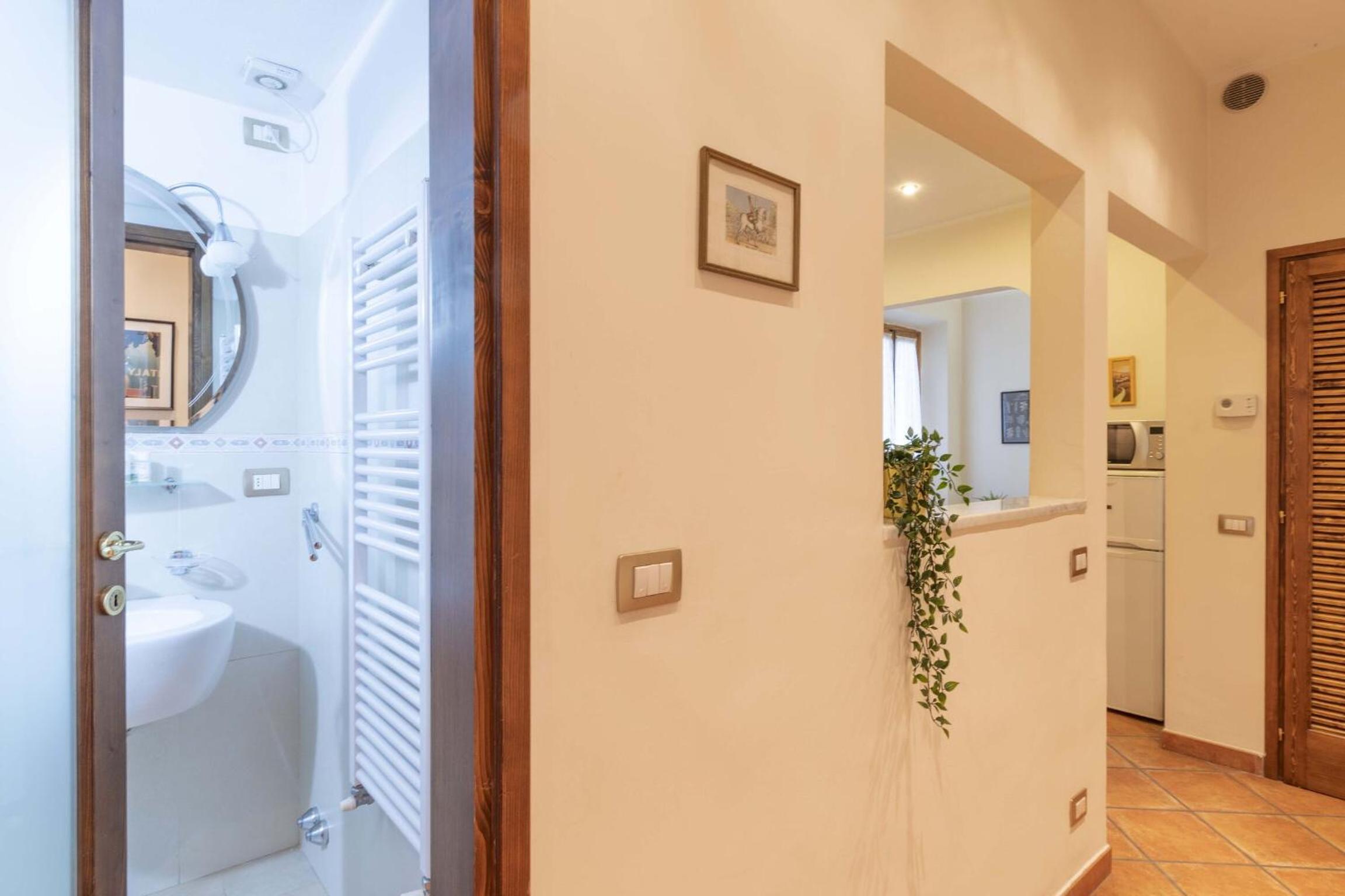 Italian Experience-Vintage Apartment in Florence