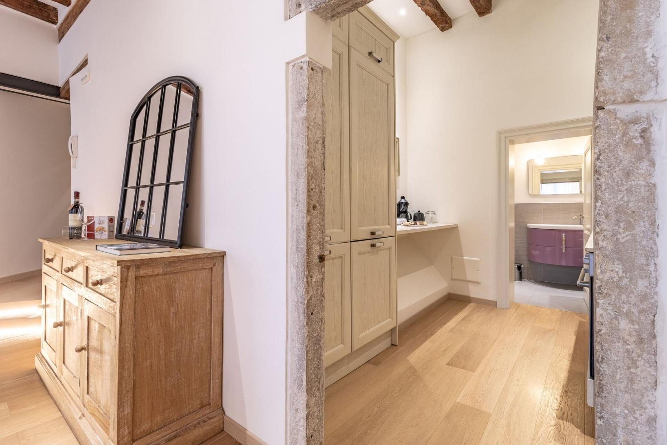 Italian Experience-San Zaccaria Boutique Apartment