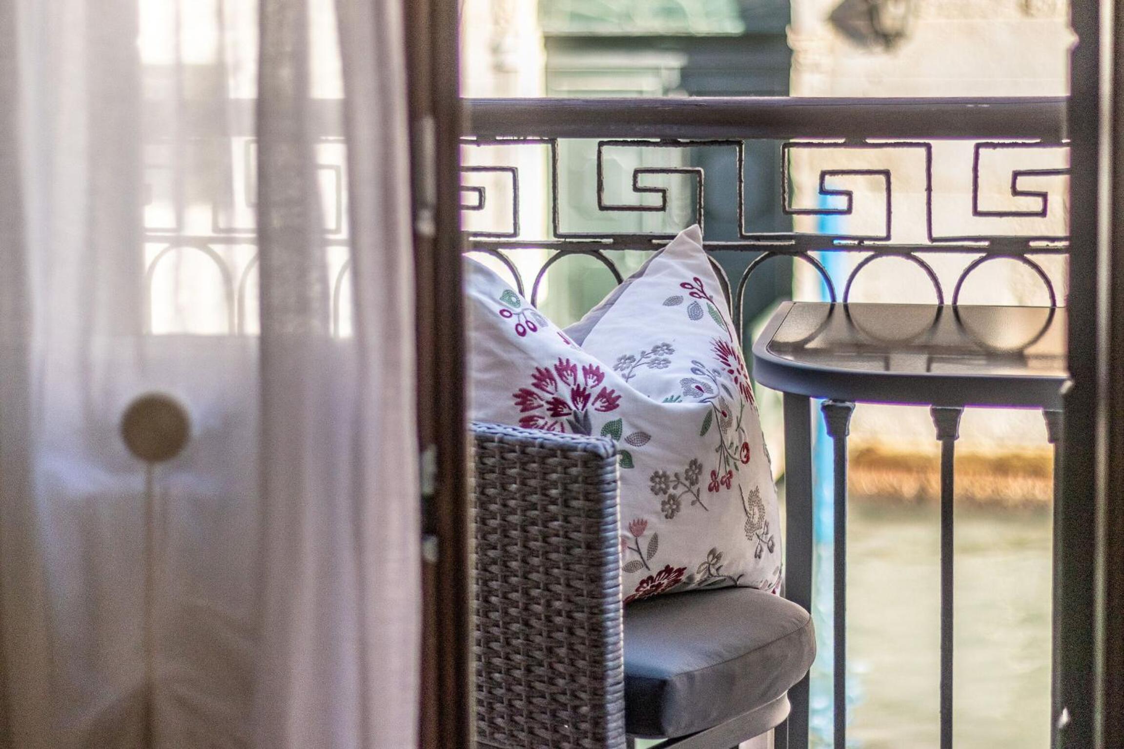 Italian Experience-Riva degli Schiavoni Boutique Apartment