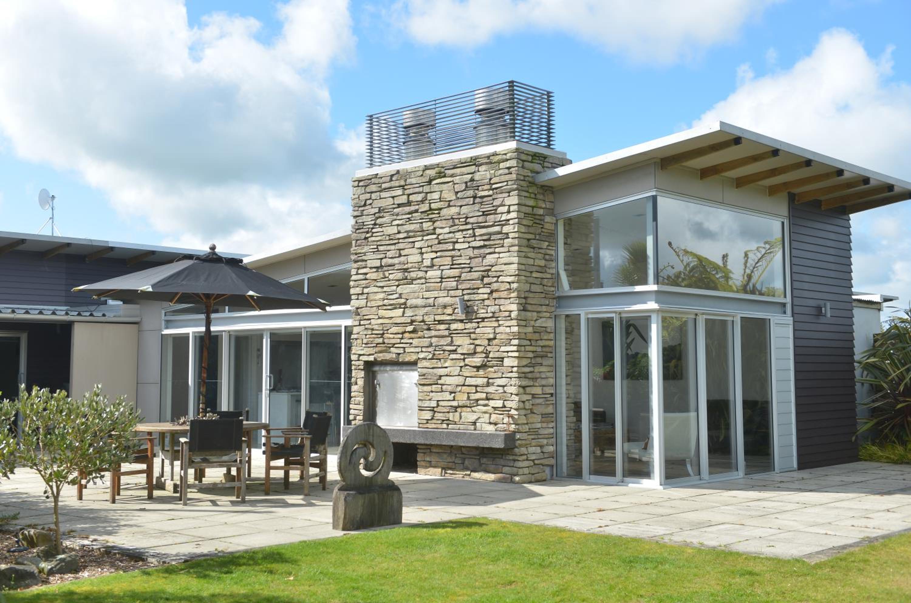 Platinum Lodge & Day Spa