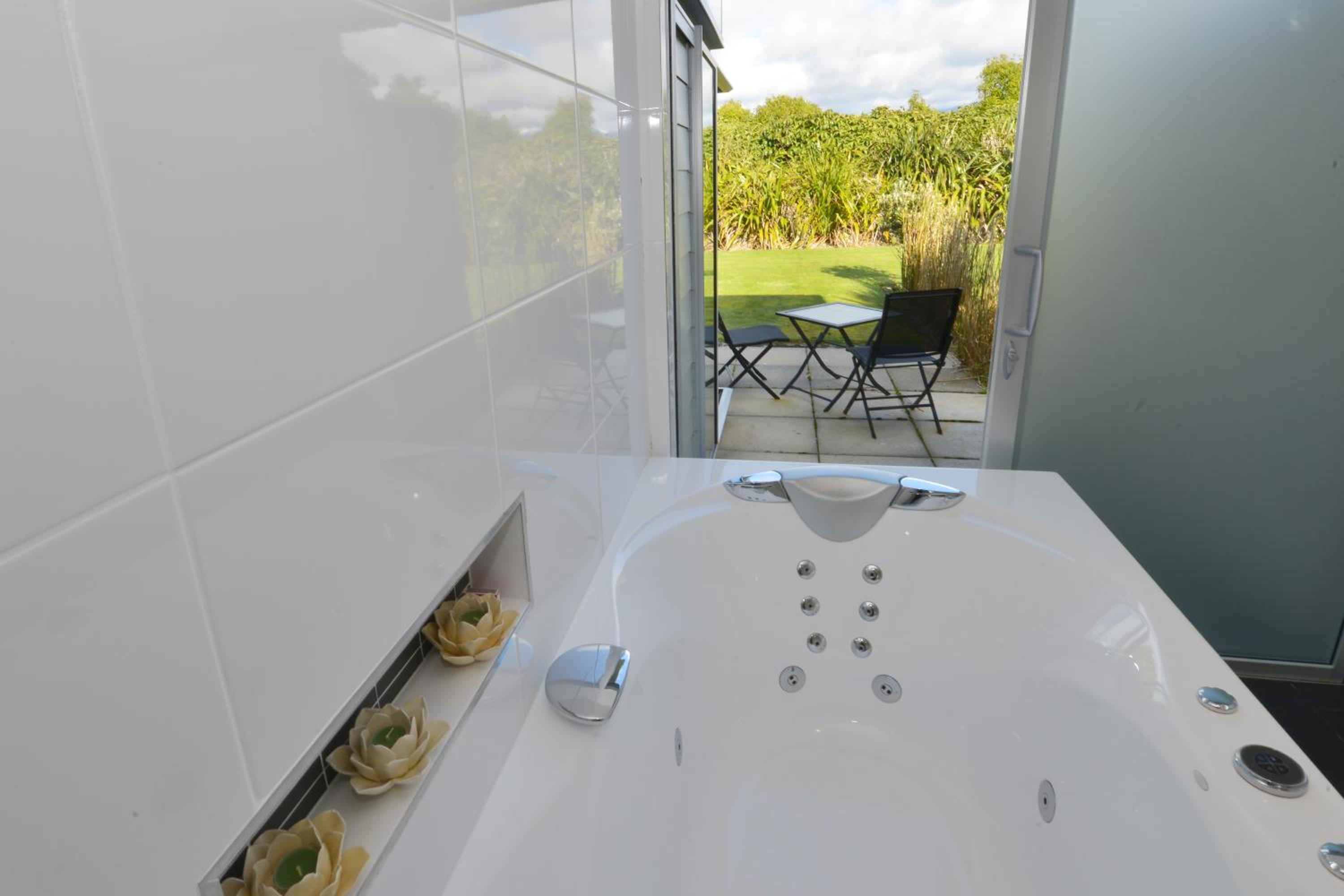 Platinum Lodge & Day Spa