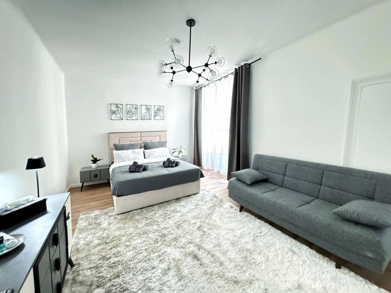 HolidayHome Apartments I Stylish Private Room in the Heart of Berlin-Kreuzberg!