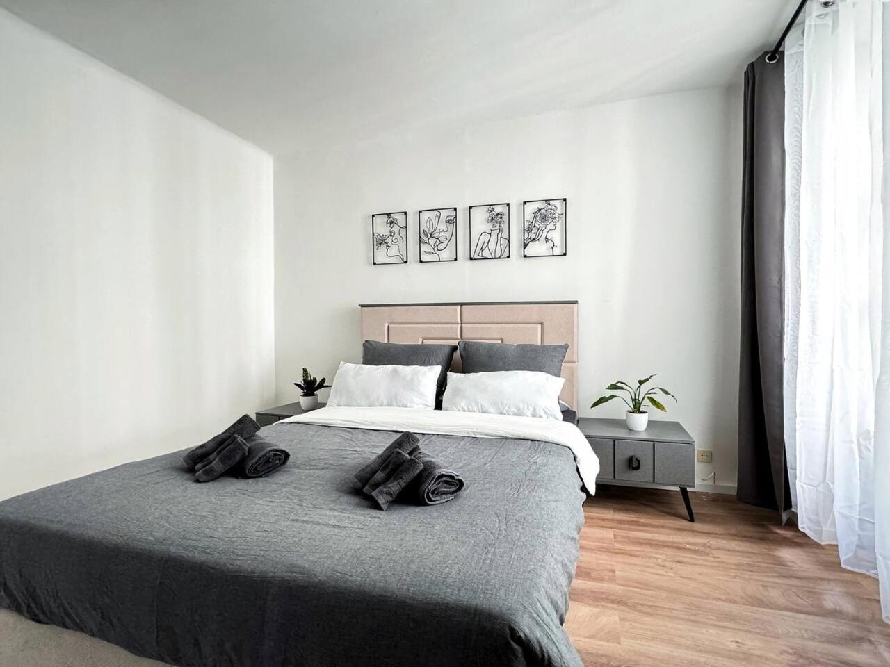 HolidayHome Apartments I Stylish Private Room in the Heart of Berlin-Kreuzberg!