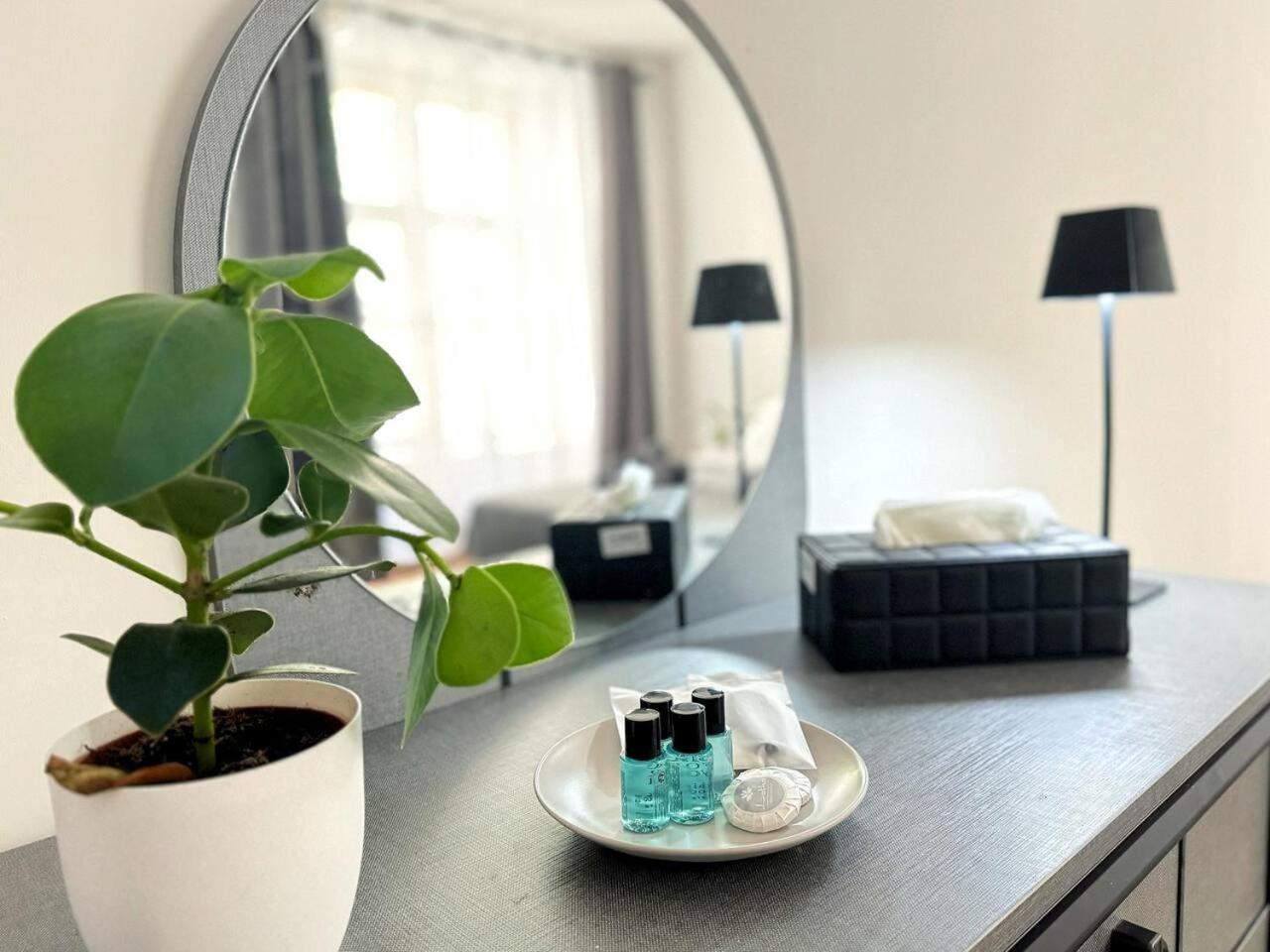 HolidayHome Apartments I Stylish Private Room in the Heart of Berlin-Kreuzberg!