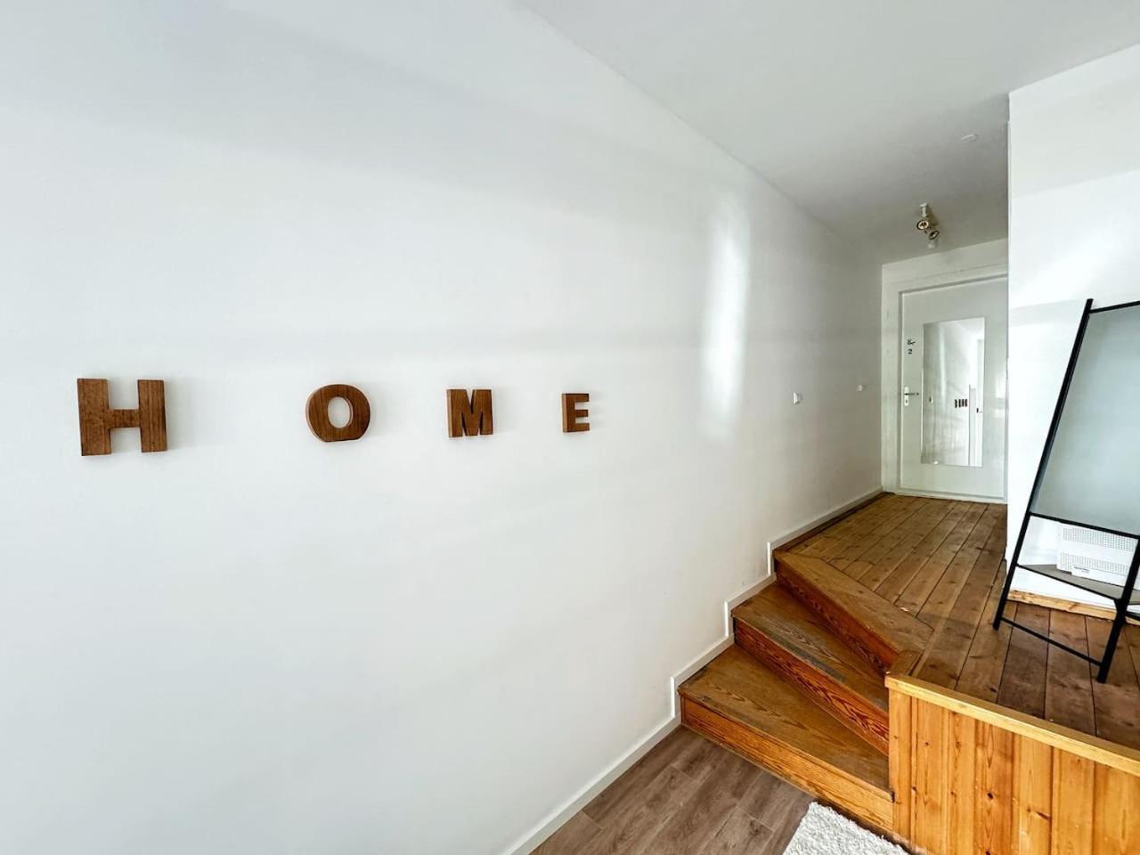 HolidayHome Apartments I Large 3 room apartment in the best location in Kreuzberg