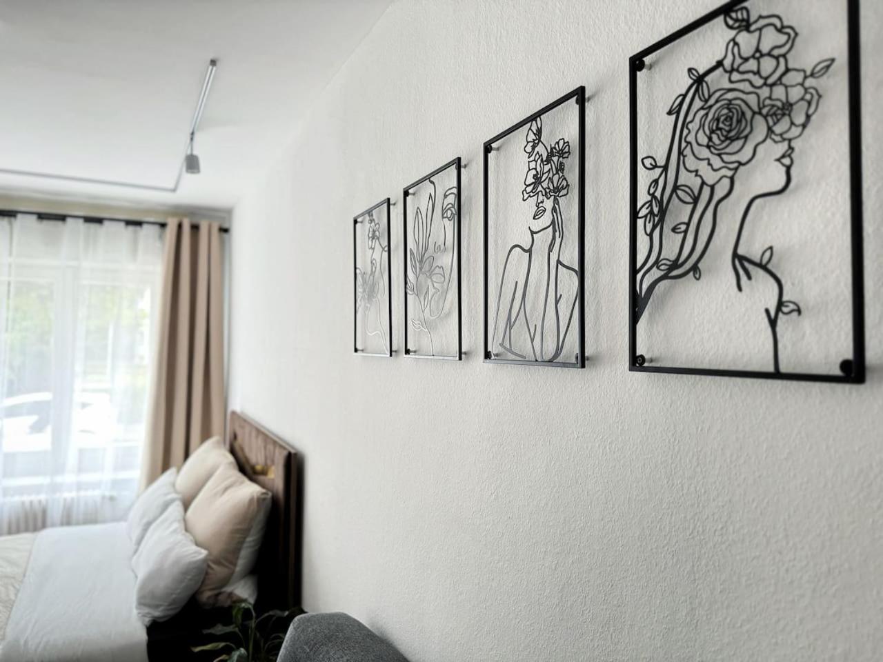 HolidayHome Apartments I Large 3 room apartment in the best location in Kreuzberg