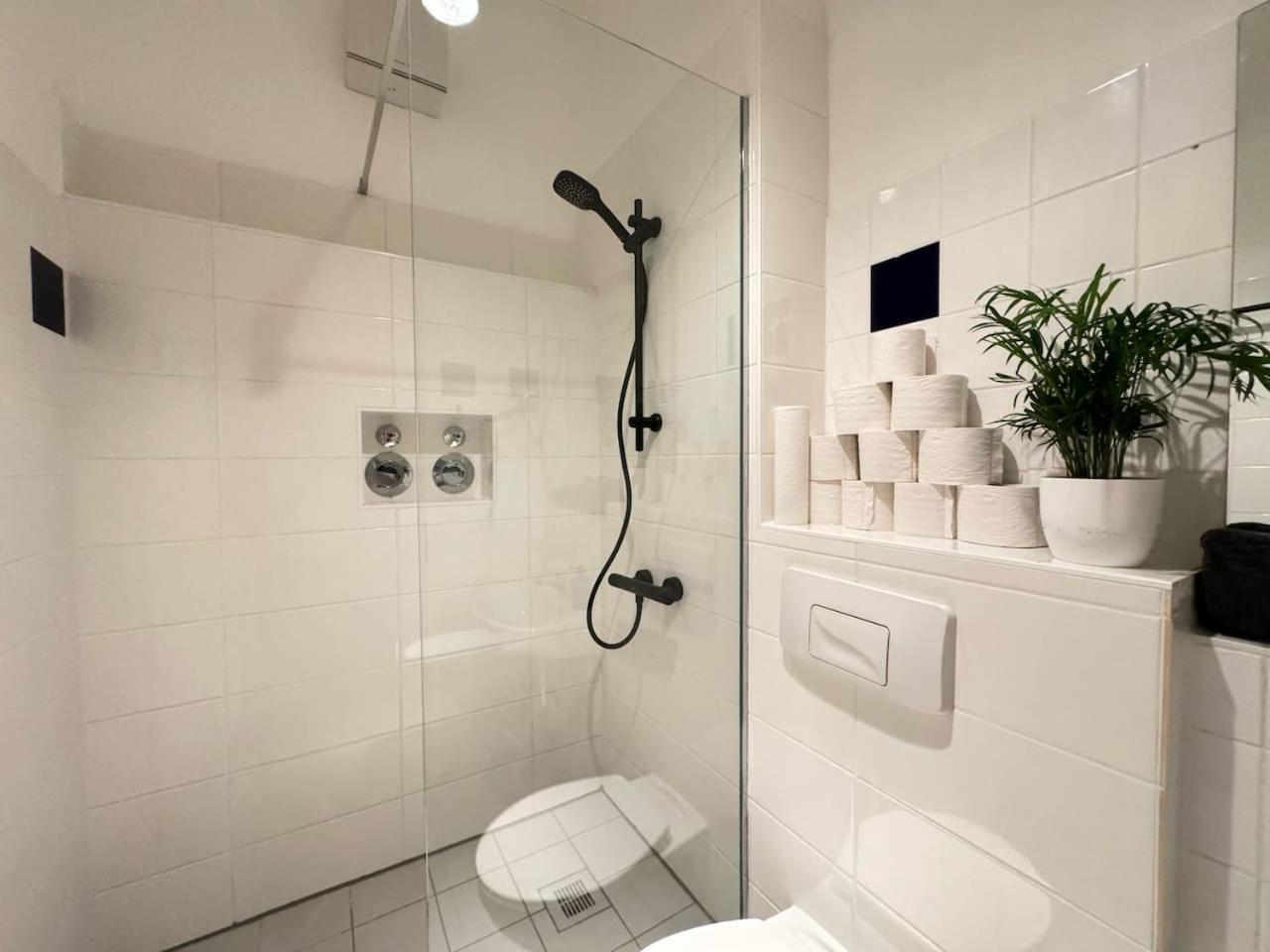 HolidayHome Apartments I Top Design Apartment in Heart of Berlin-Friedrichshain