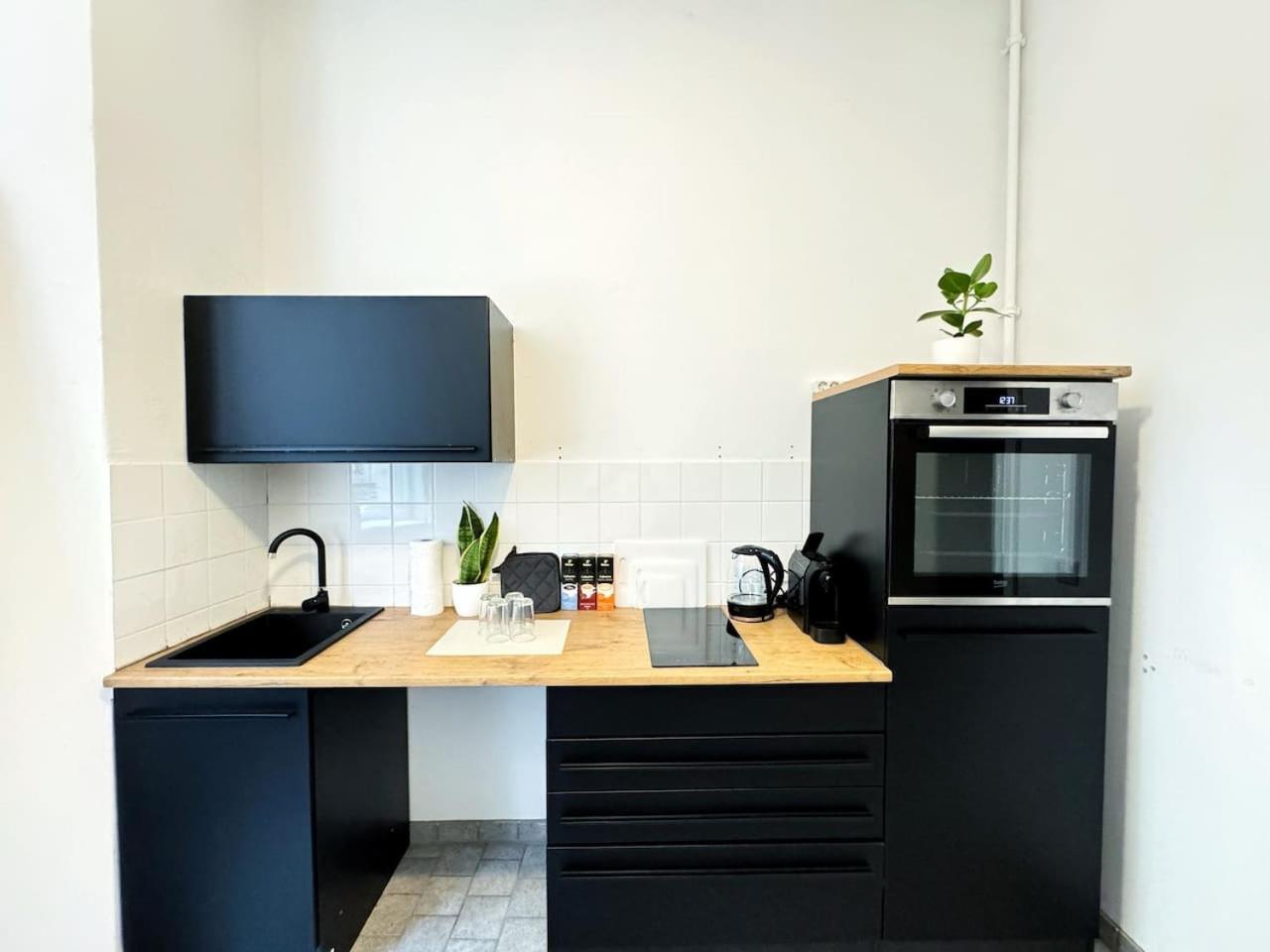 HolidayHome Apartments I Top Design Apartment in Heart of Berlin-Friedrichshain