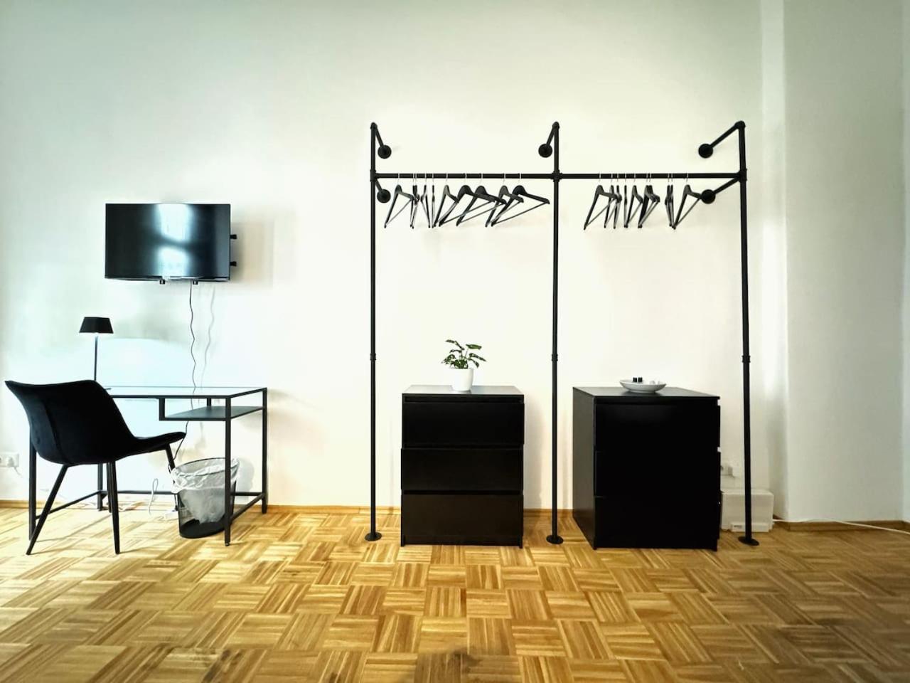 HolidayHome Apartments I Top Design Apartment in Heart of Berlin-Friedrichshain