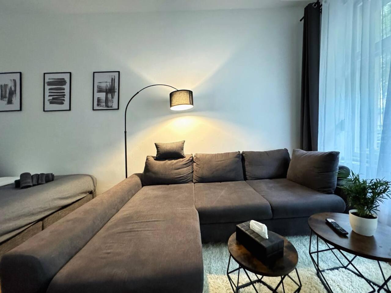 HolidayHome Apartments I Top Design Apartment in Heart of Berlin-Friedrichshain