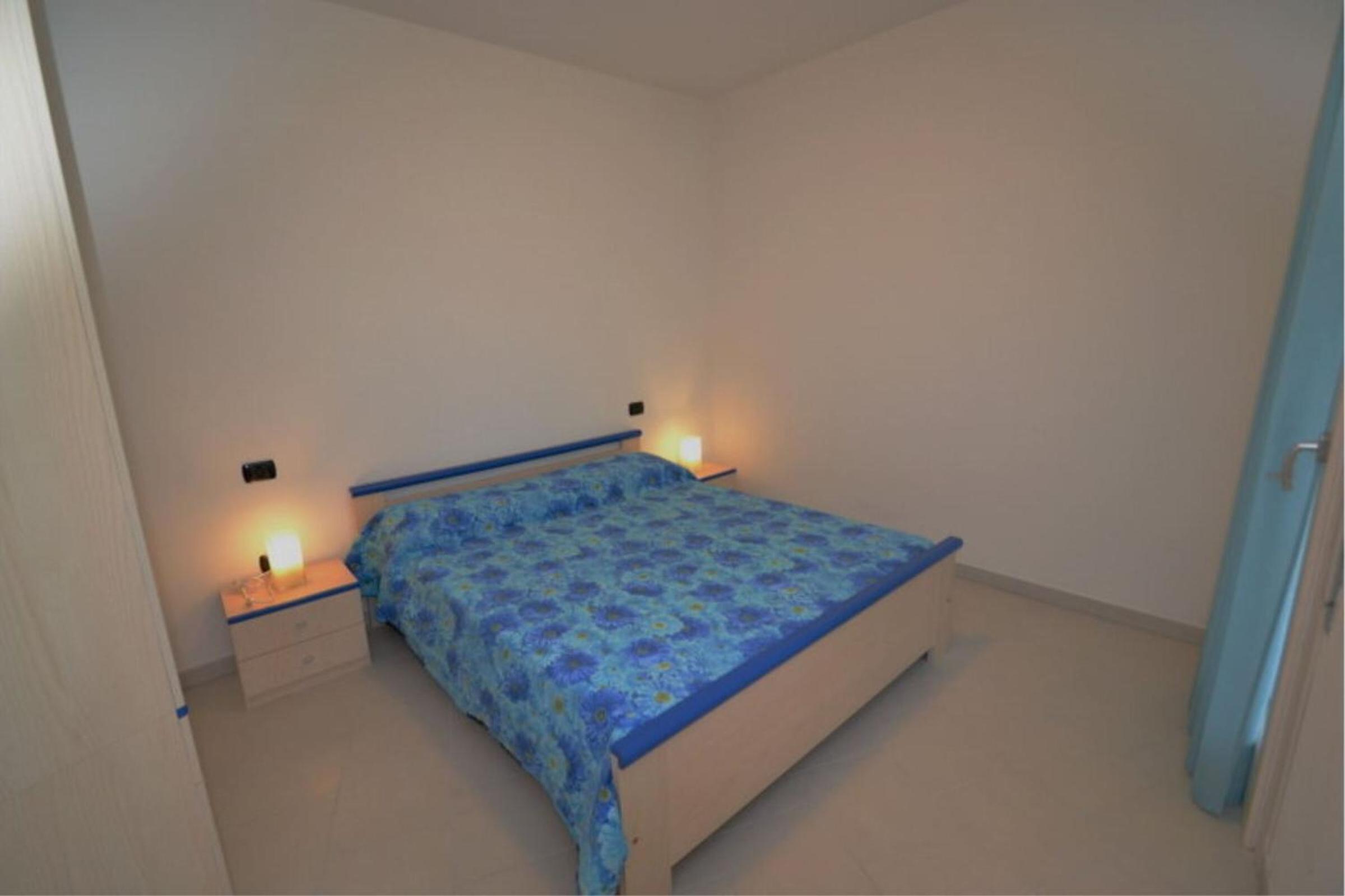 Bright apartment surrounded by greenery photo 2