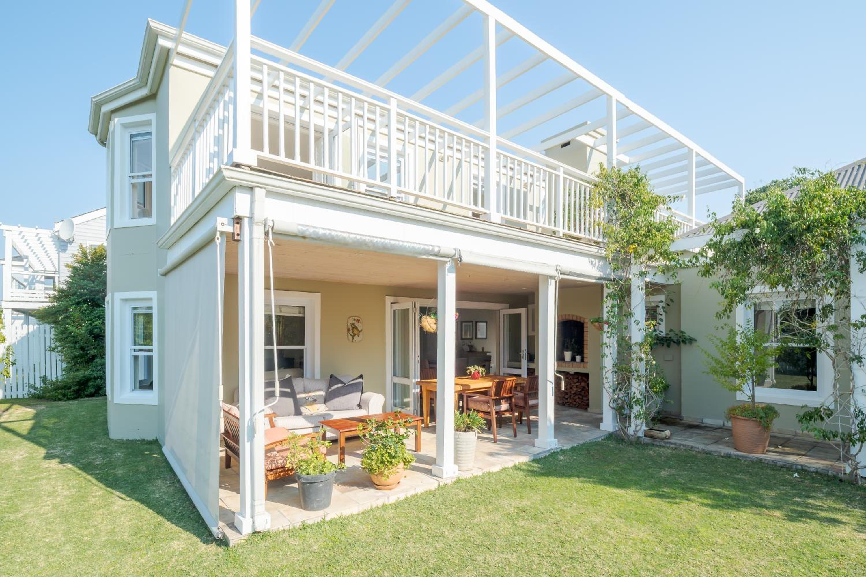 Thesen Island Retreat